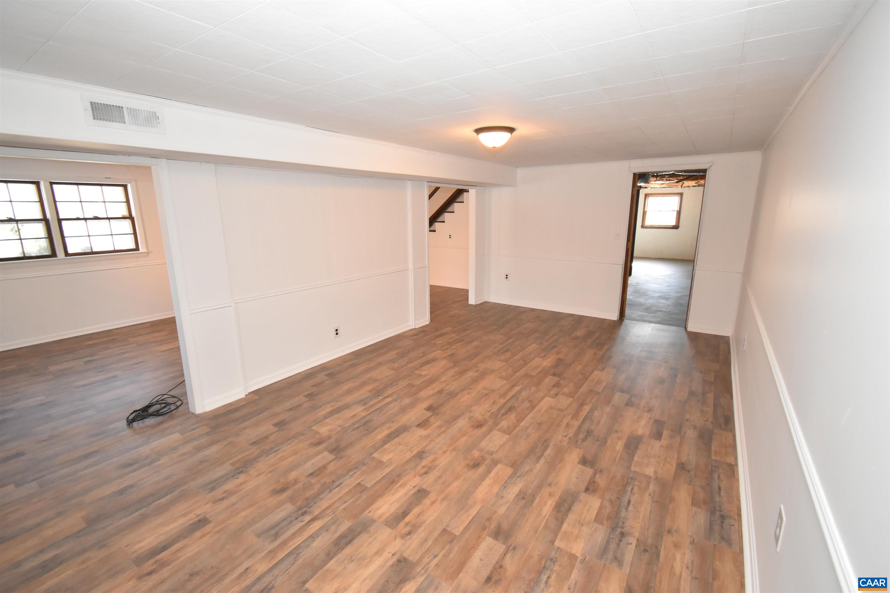 105 DEERWOOD DR