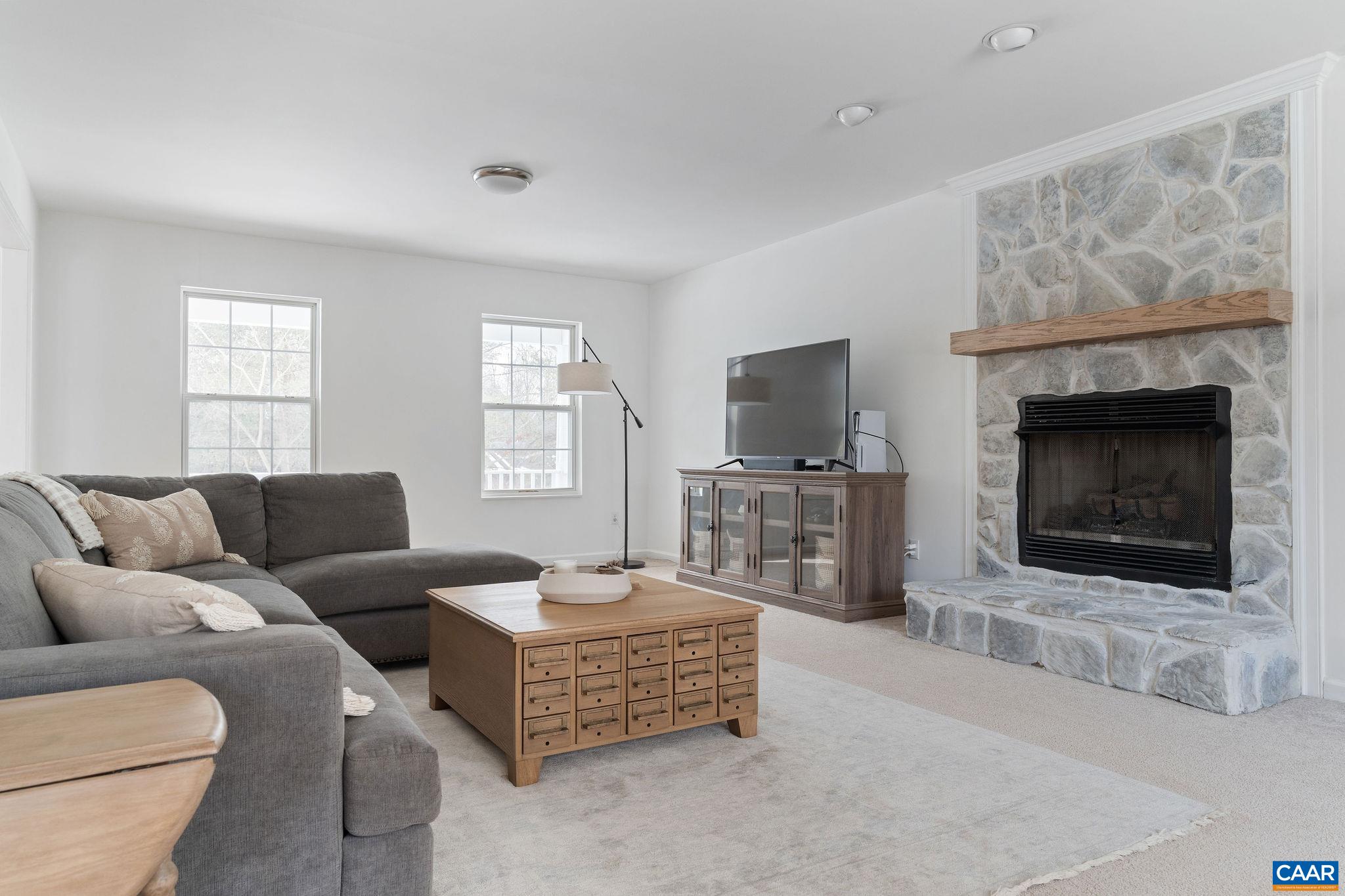 388 CARODON DR