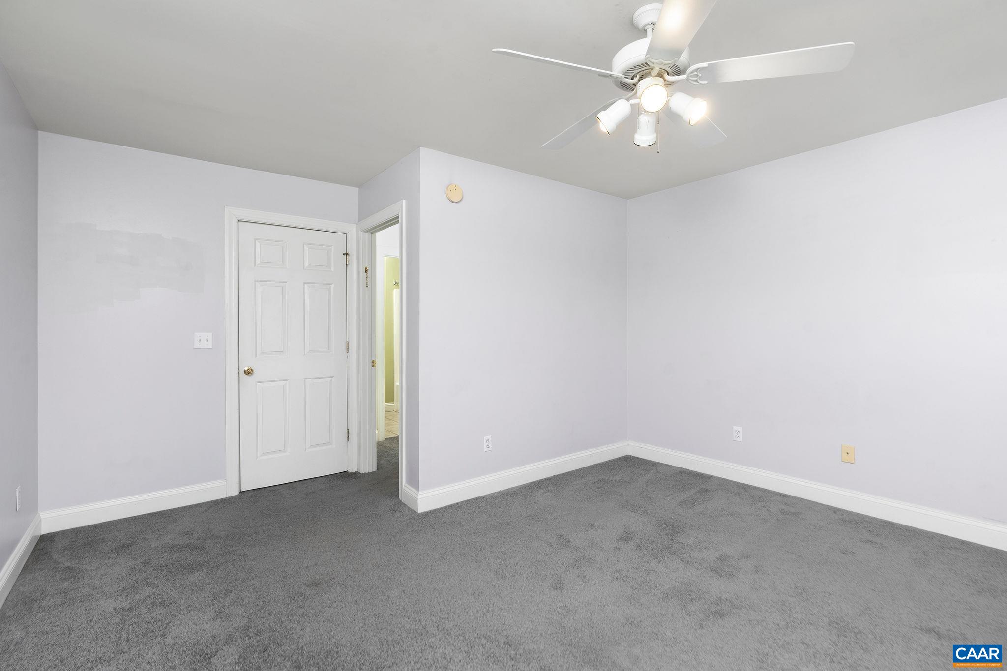 1103 DRUID AVE Unit: J