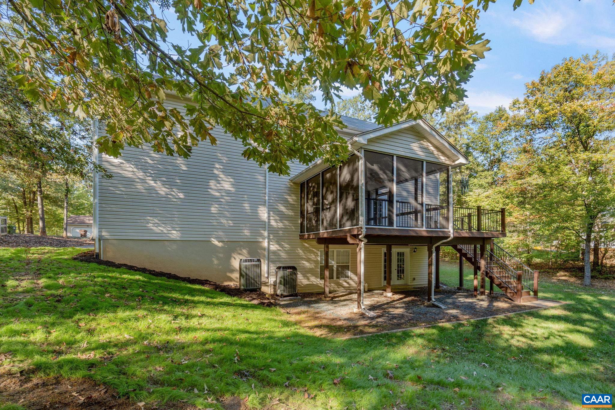 634 JEFFERSON DR