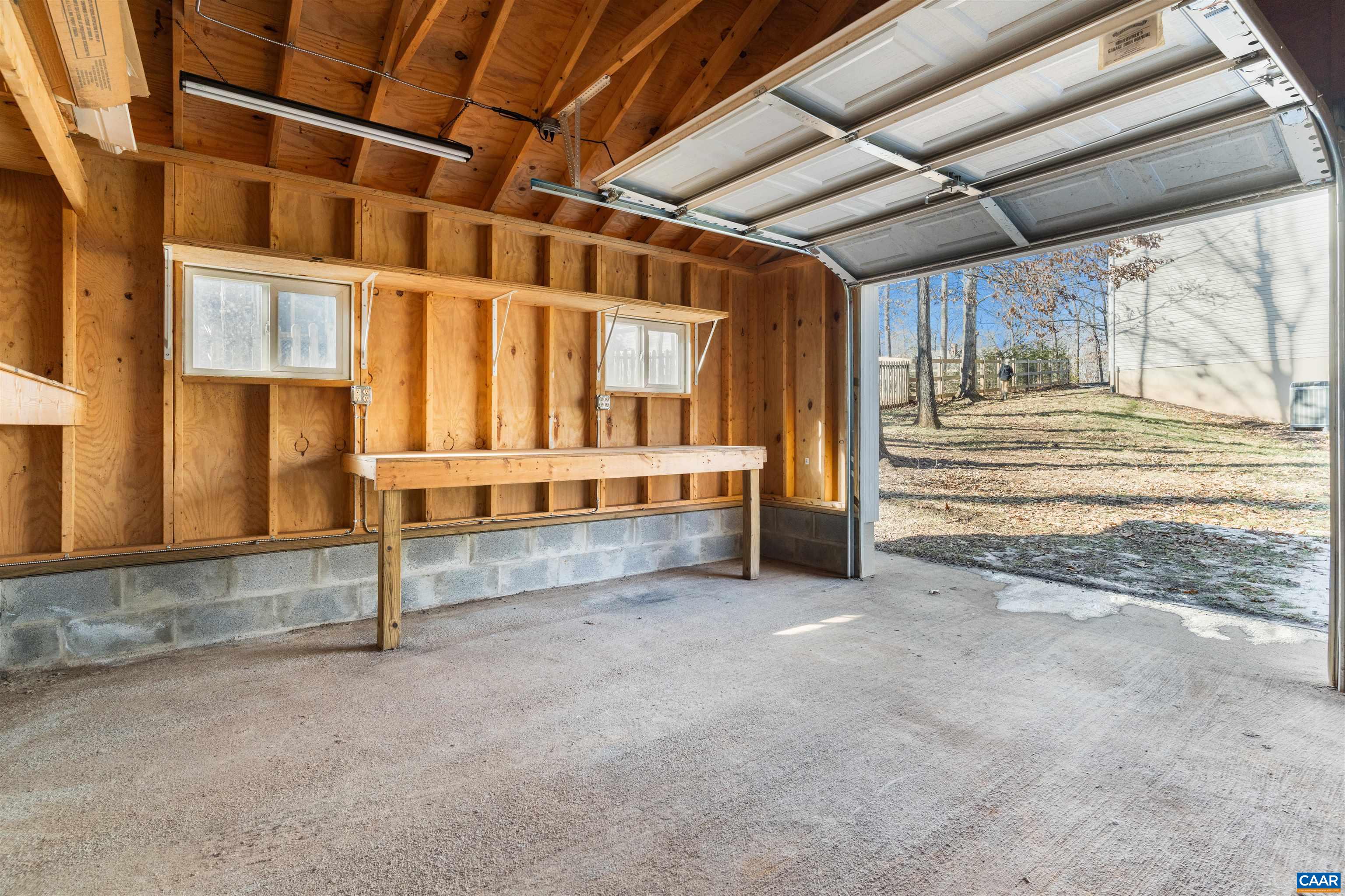 634 JEFFERSON DR