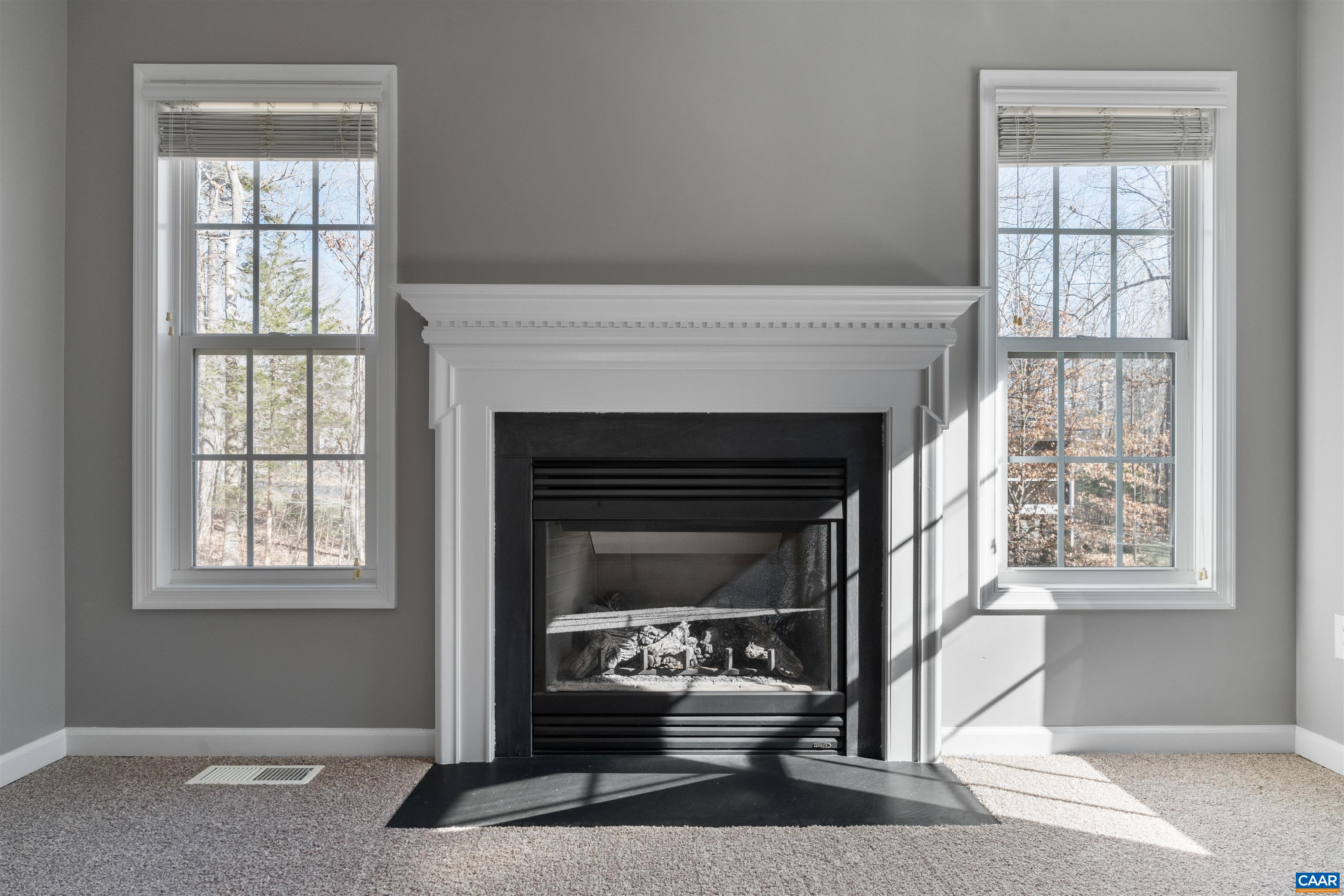634 JEFFERSON DR