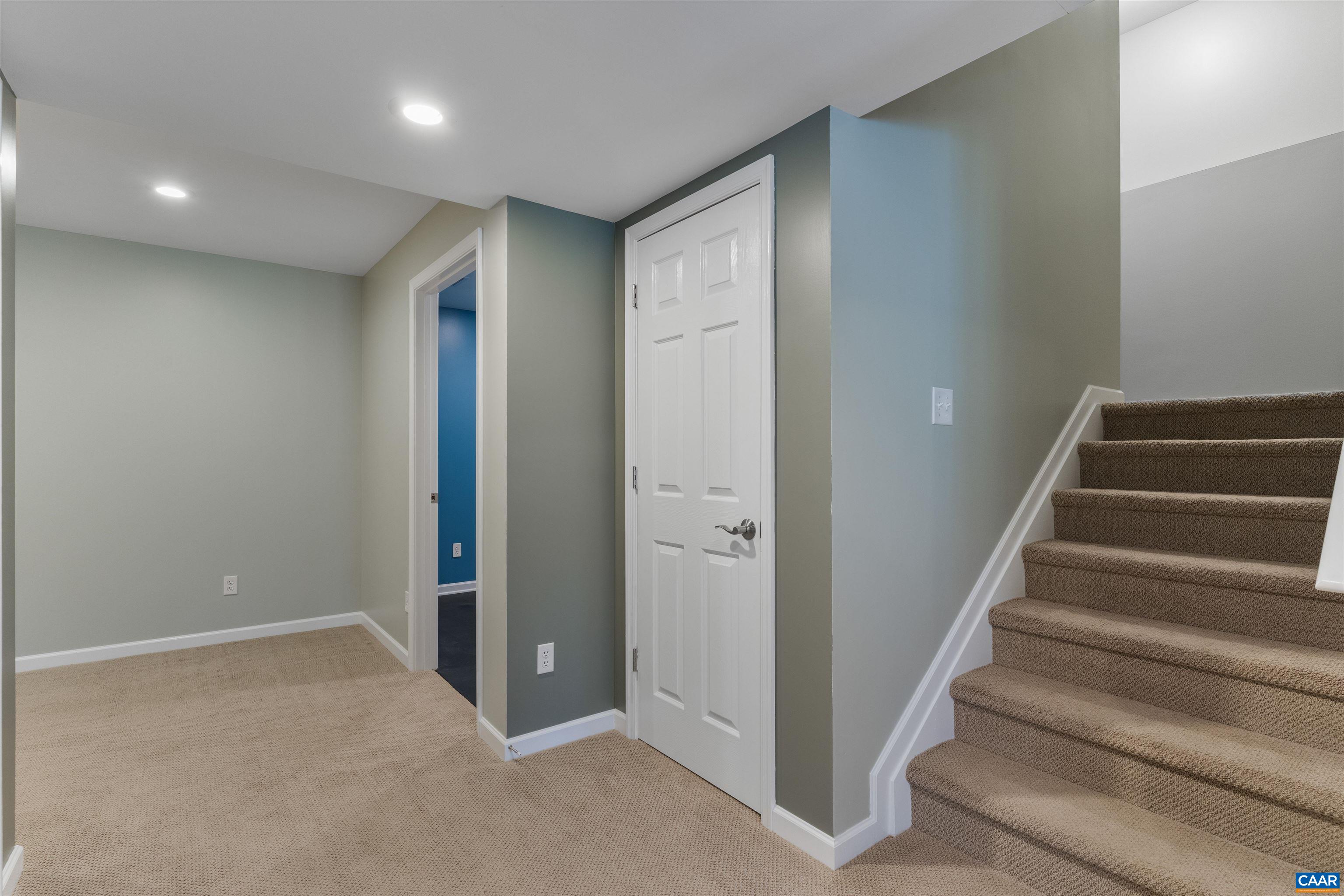 634 JEFFERSON DR