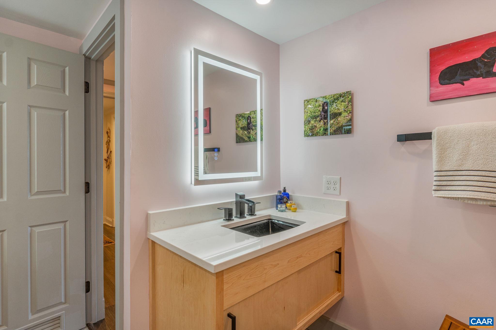 500 CRESTWOOD DR Unit: 1202