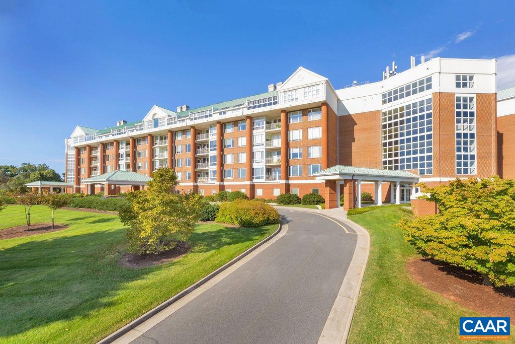 500 CRESTWOOD DR Unit: 1202