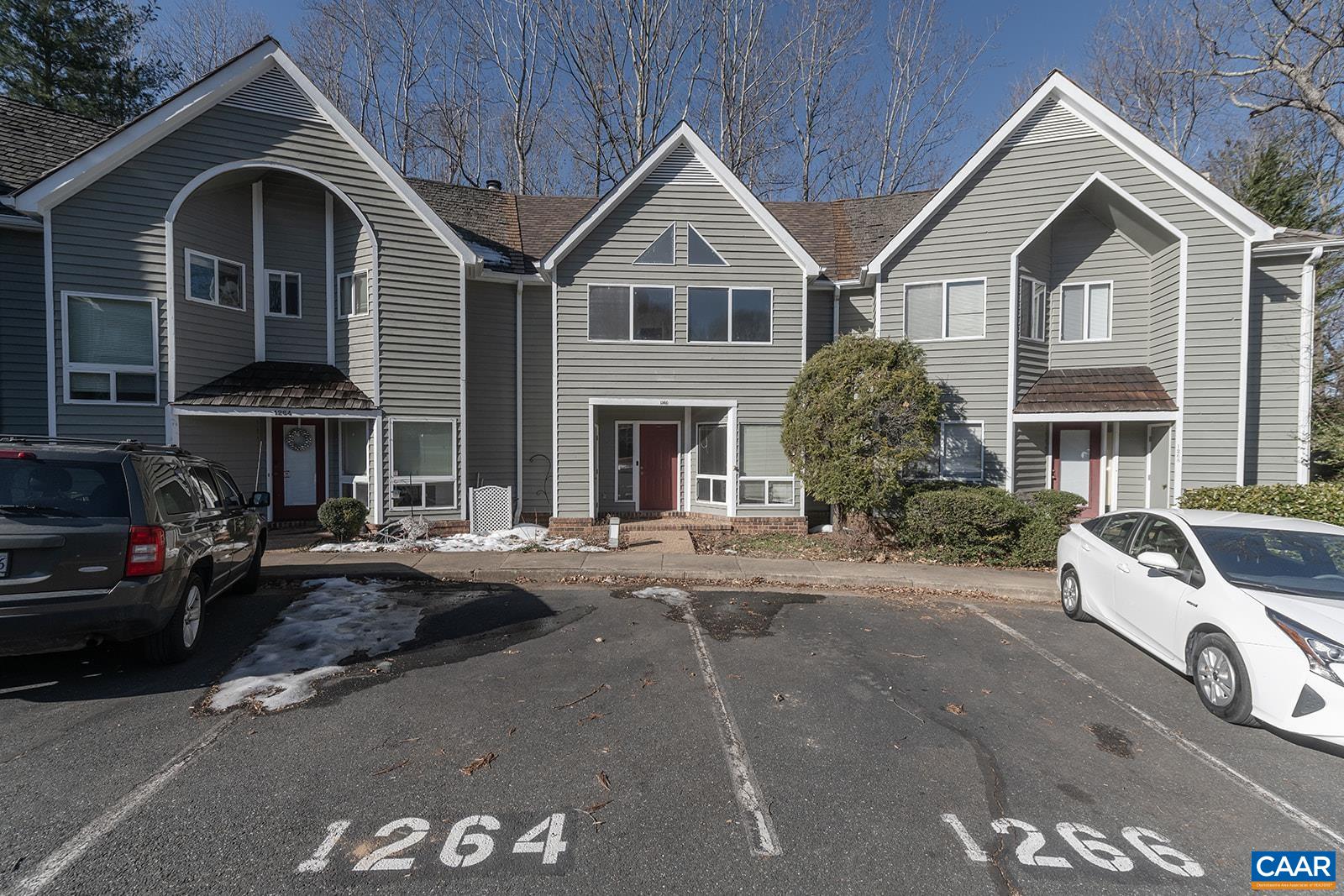 1266 CHATHAM RDG