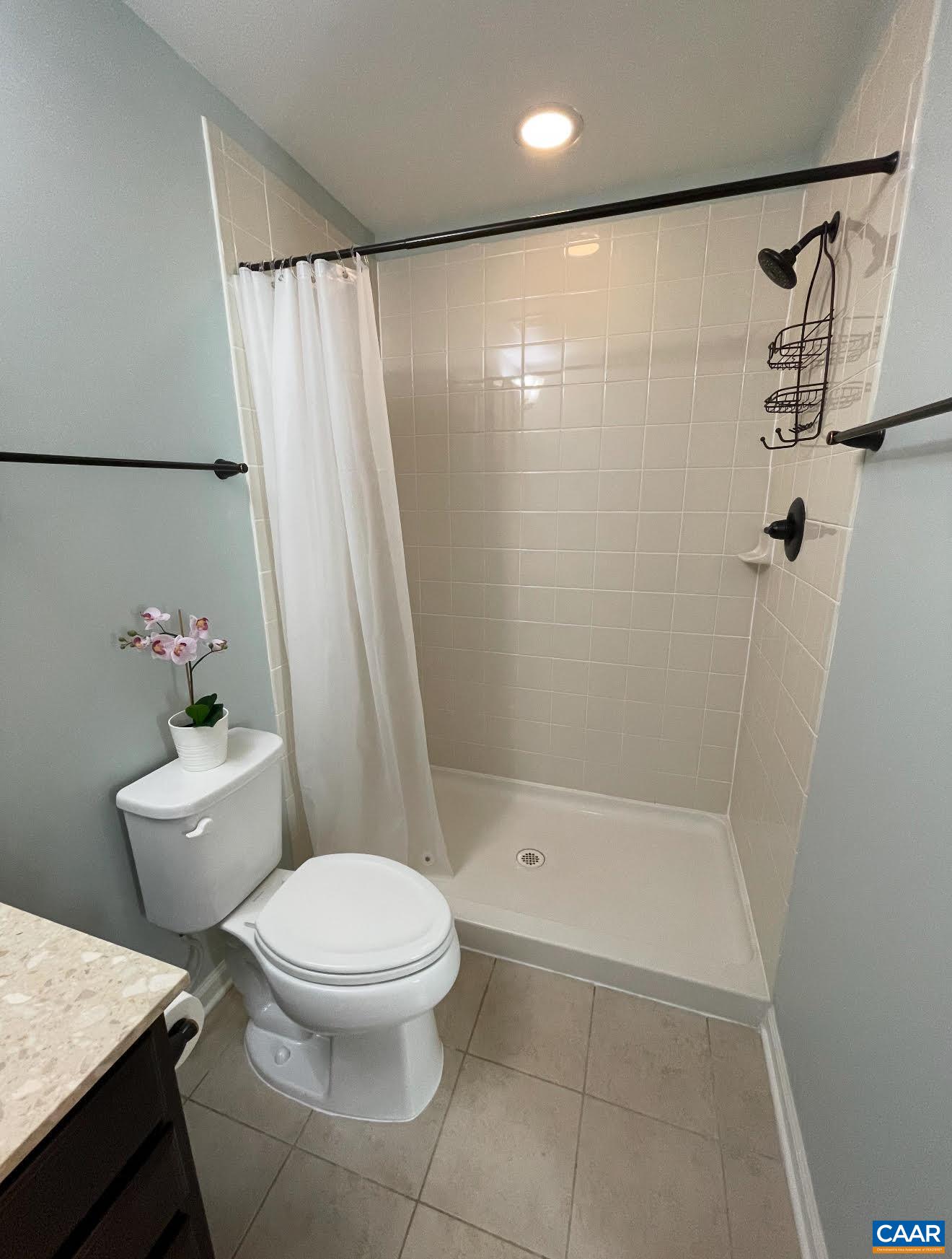 2038 BETHPAGE CT
