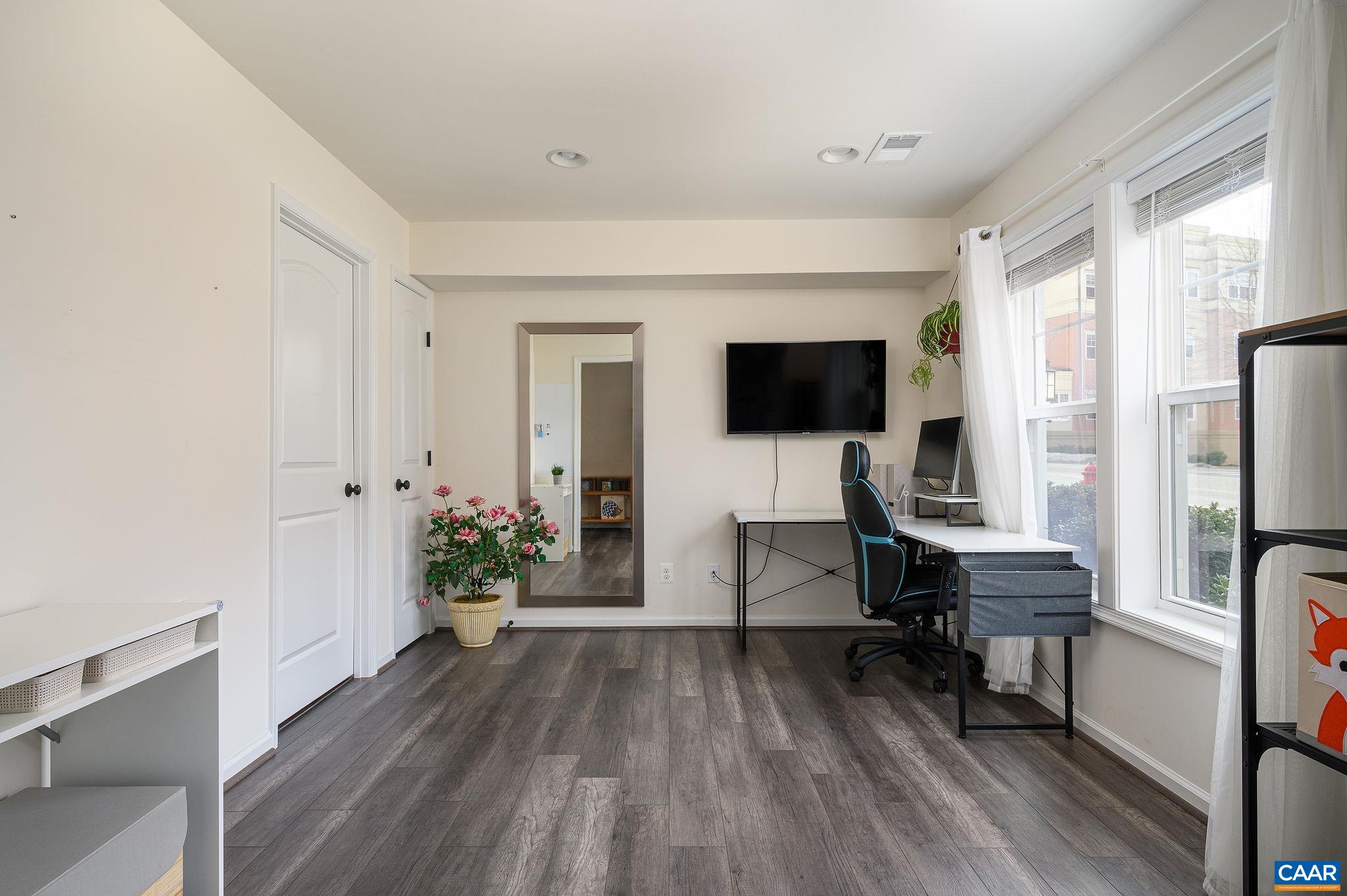 1450 TIMBERWOOD BLVD