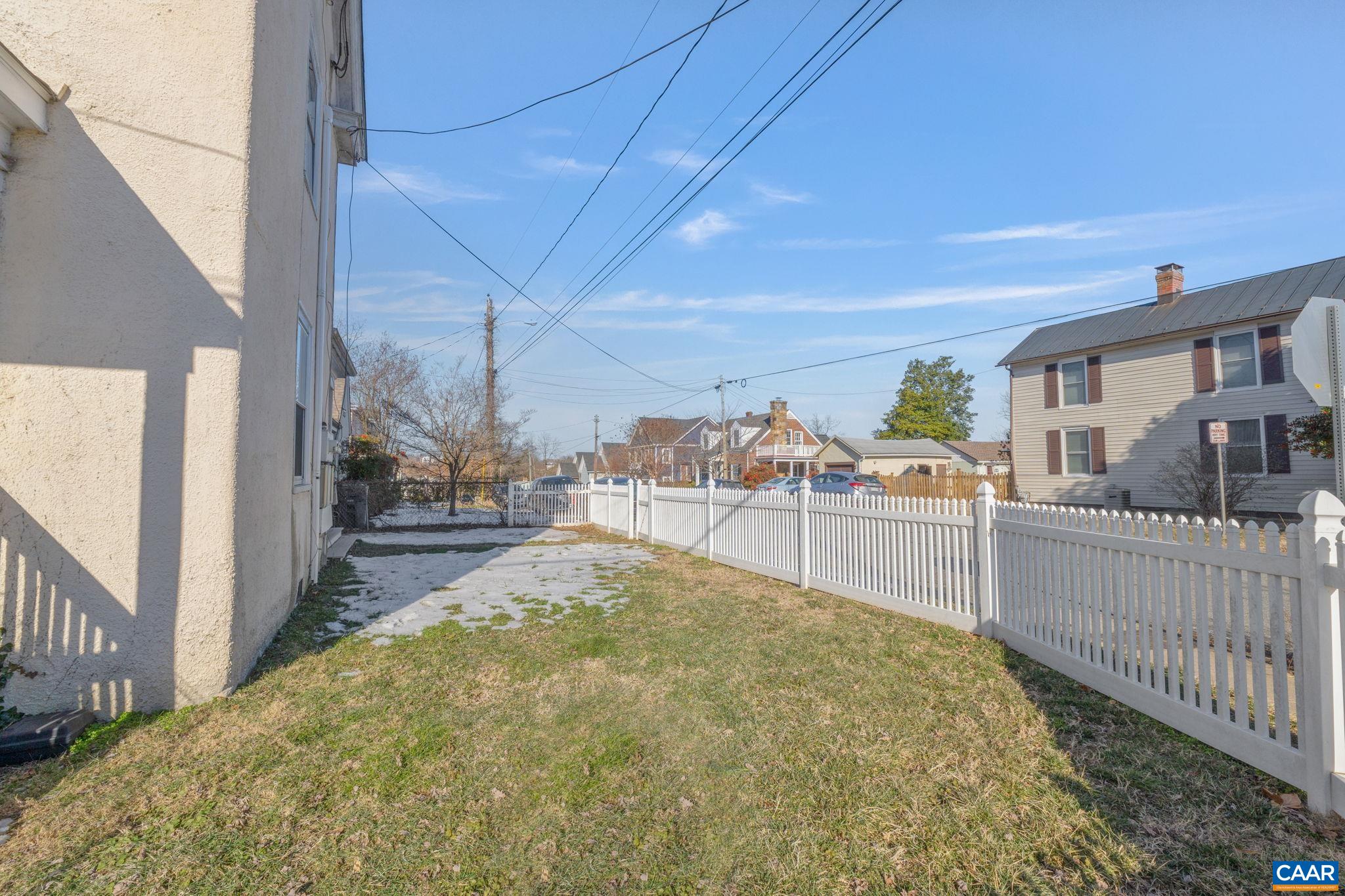 1001 AVON ST Unit: A, B, C, Garage