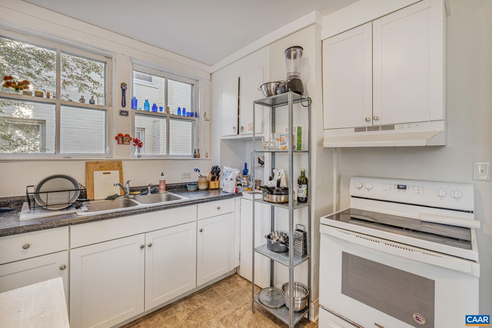 1001 AVON ST Unit: A, B, C, Garage