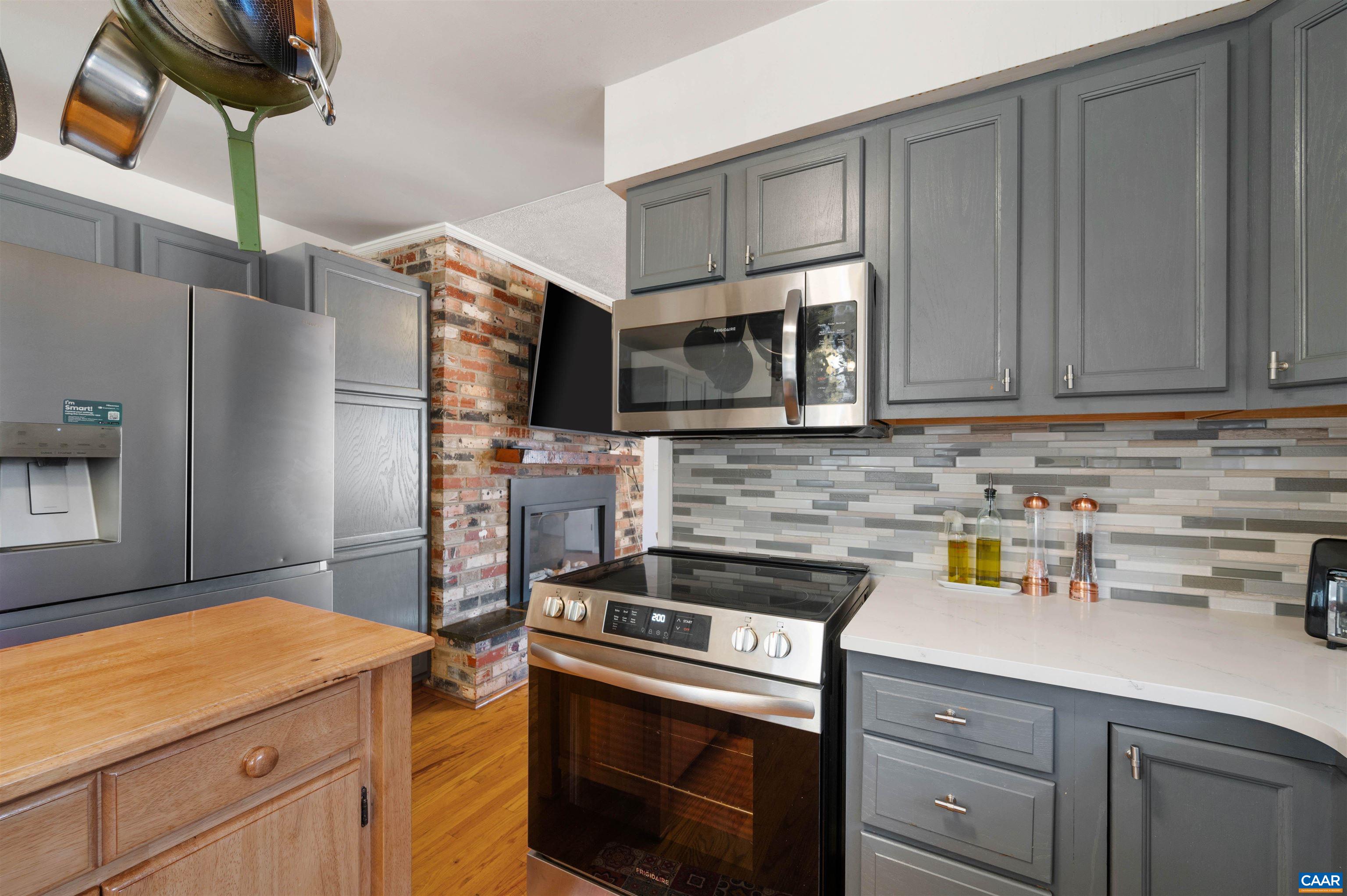 3139 STONY POINT RD