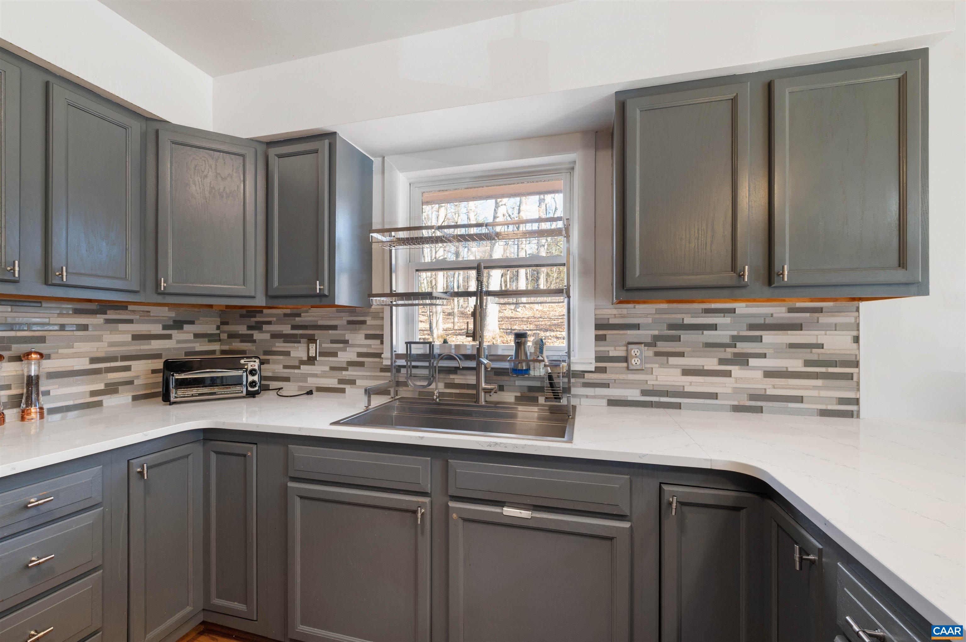 3139 STONY POINT RD