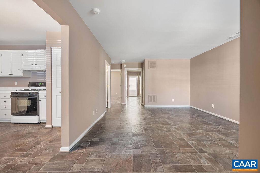 1314 SYCAMORE CT