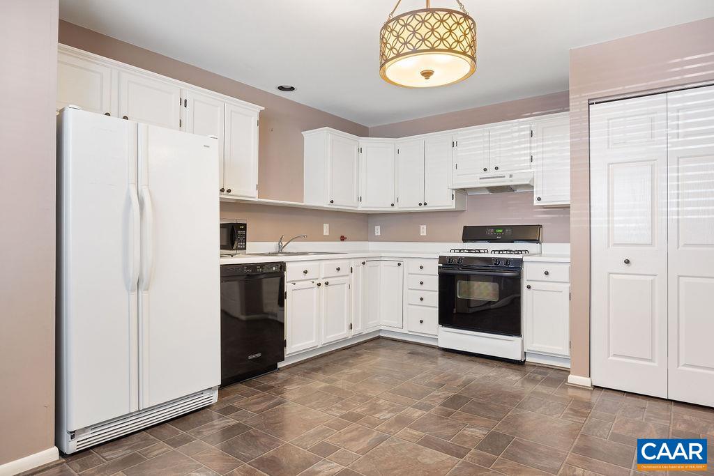 1314 SYCAMORE CT