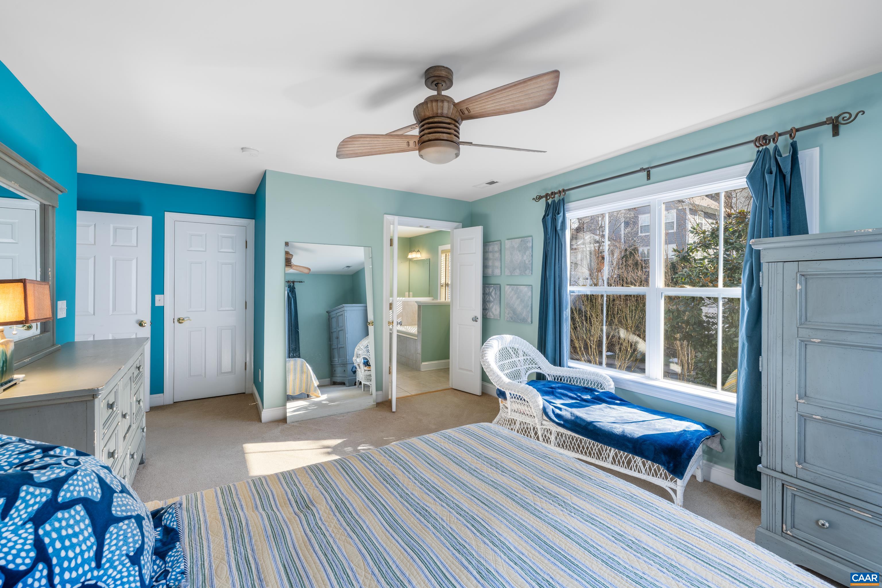 1111 SAINT CHARLES CT