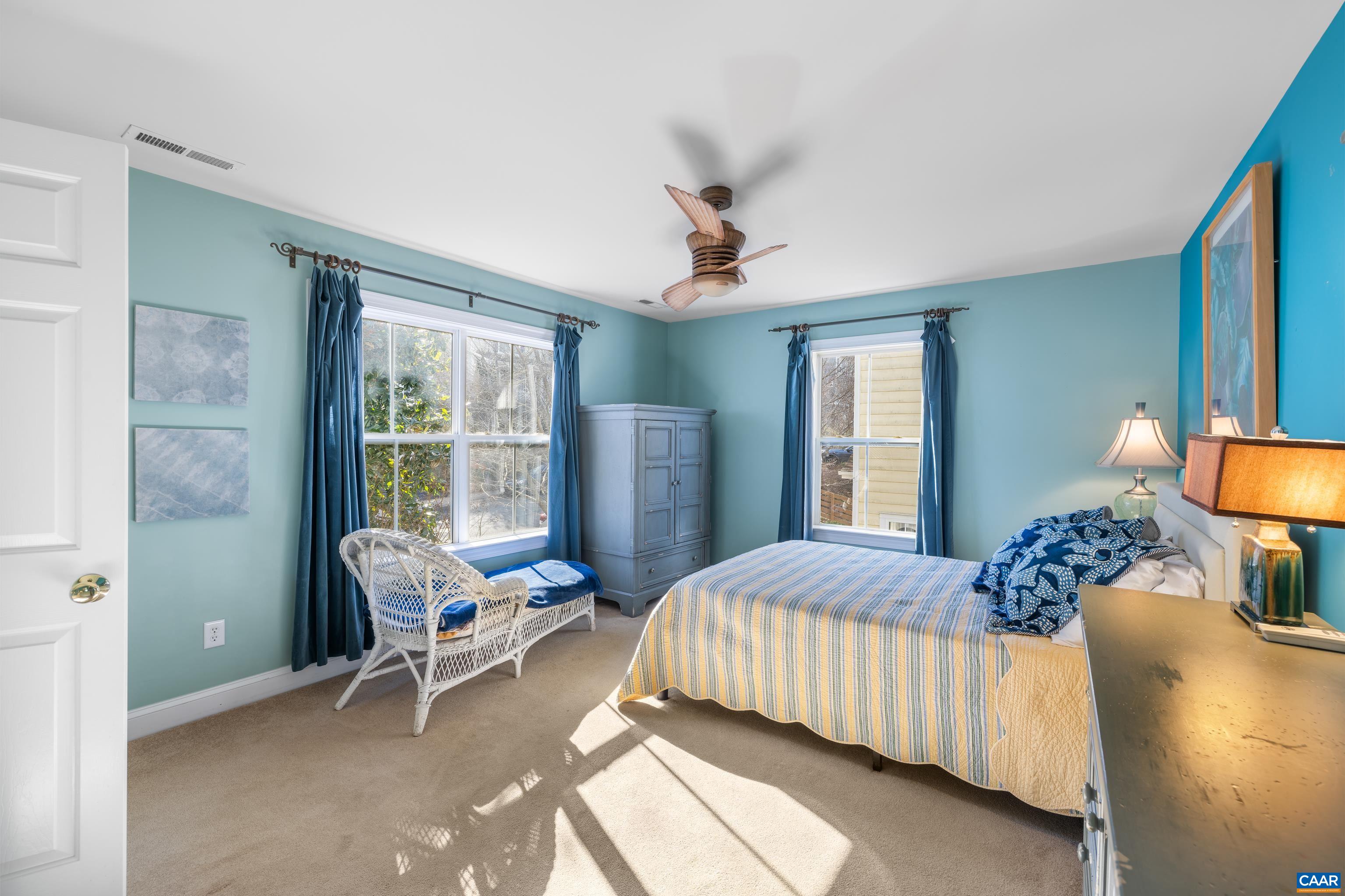 1111 SAINT CHARLES CT