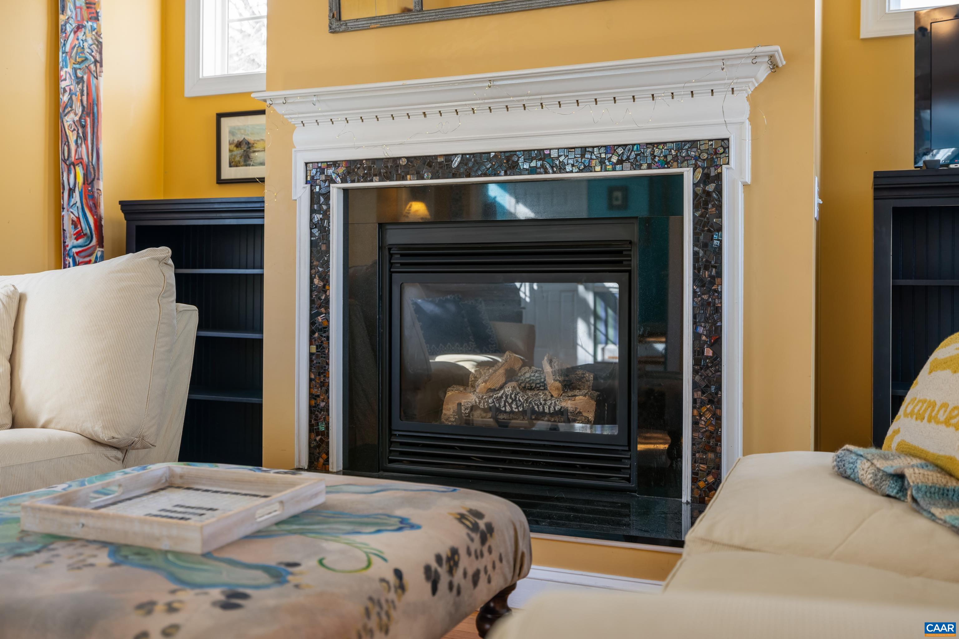 1111 SAINT CHARLES CT