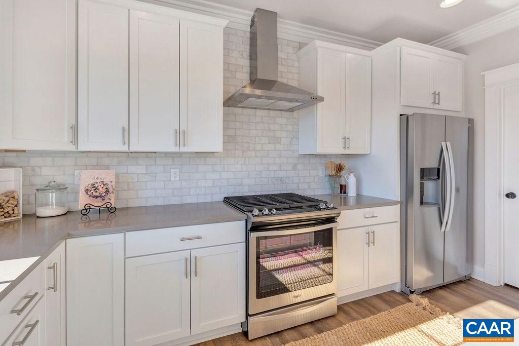 120 AGATHA RIDGE LN Unit: B