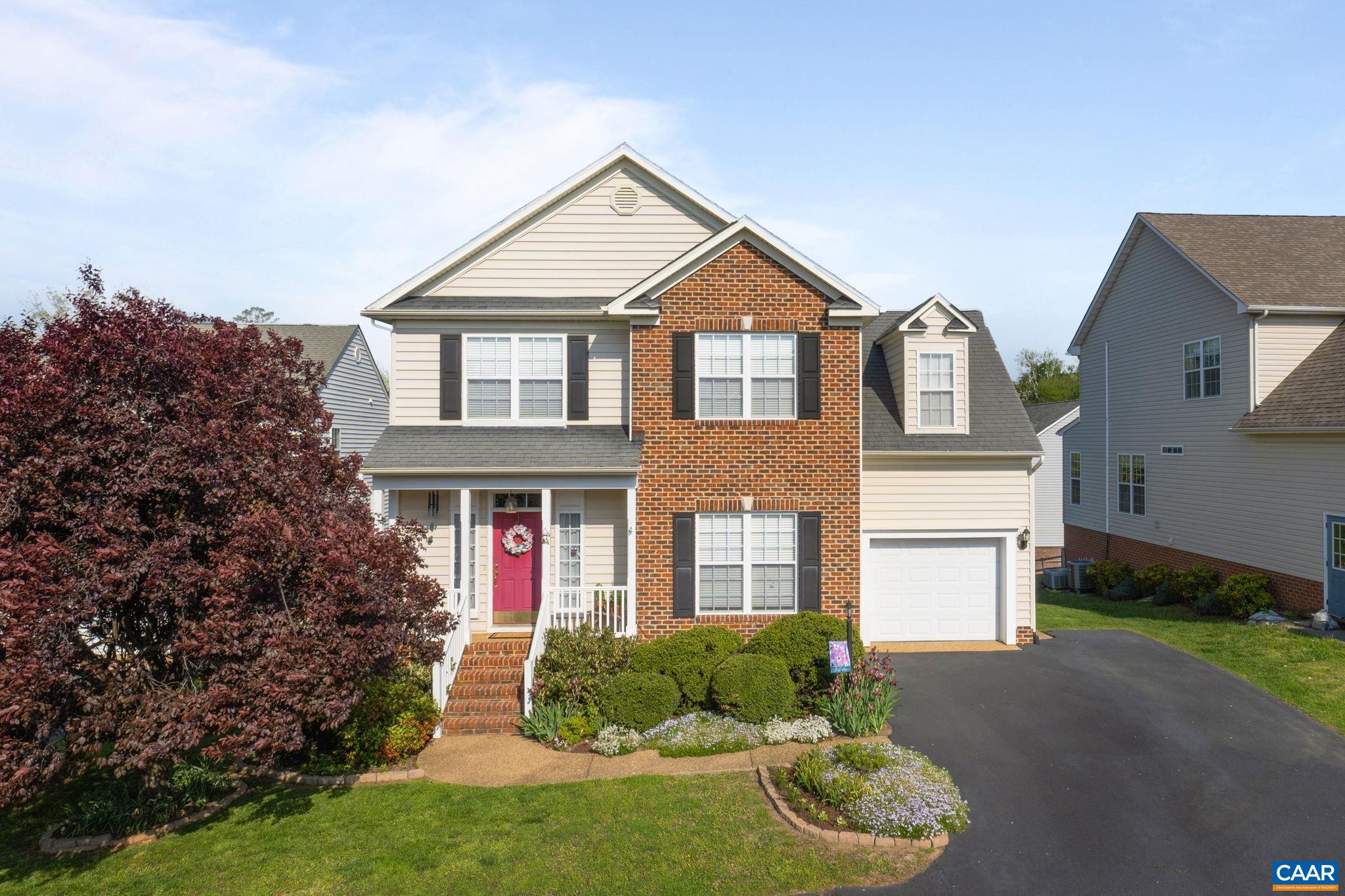 369 BAYBERRY WAY