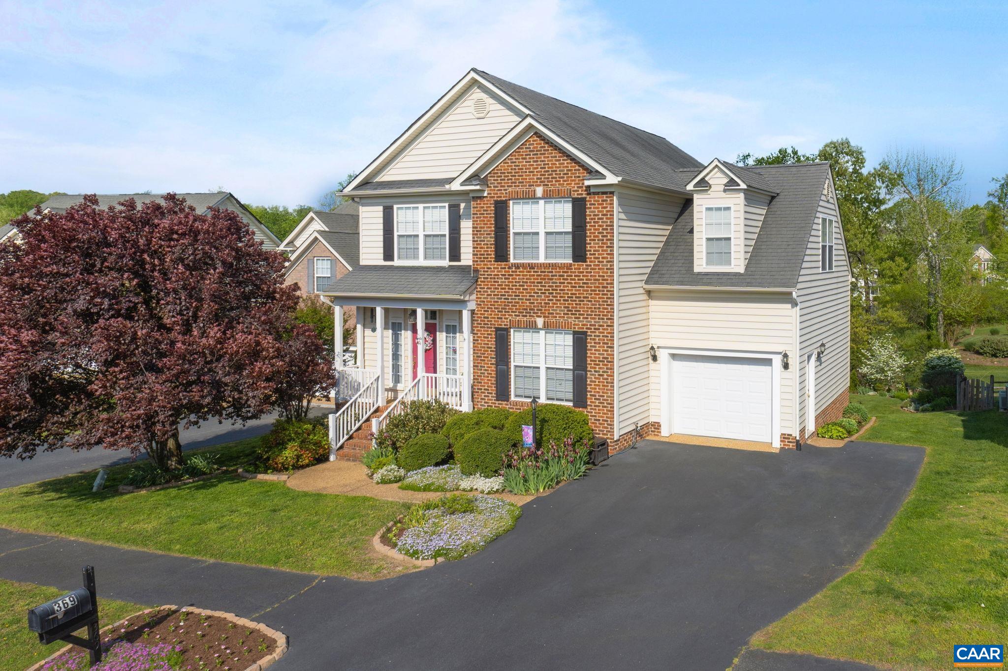 369 BAYBERRY WAY