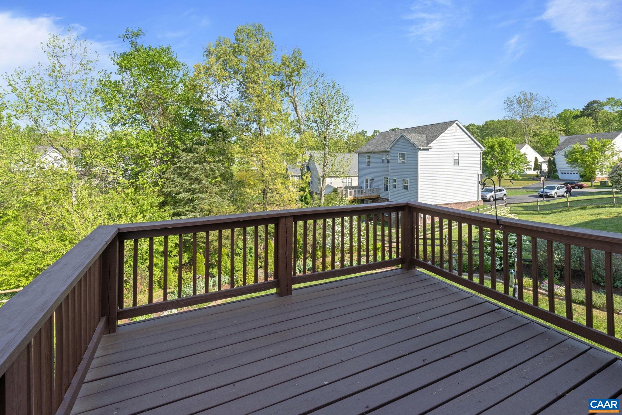 369 BAYBERRY WAY