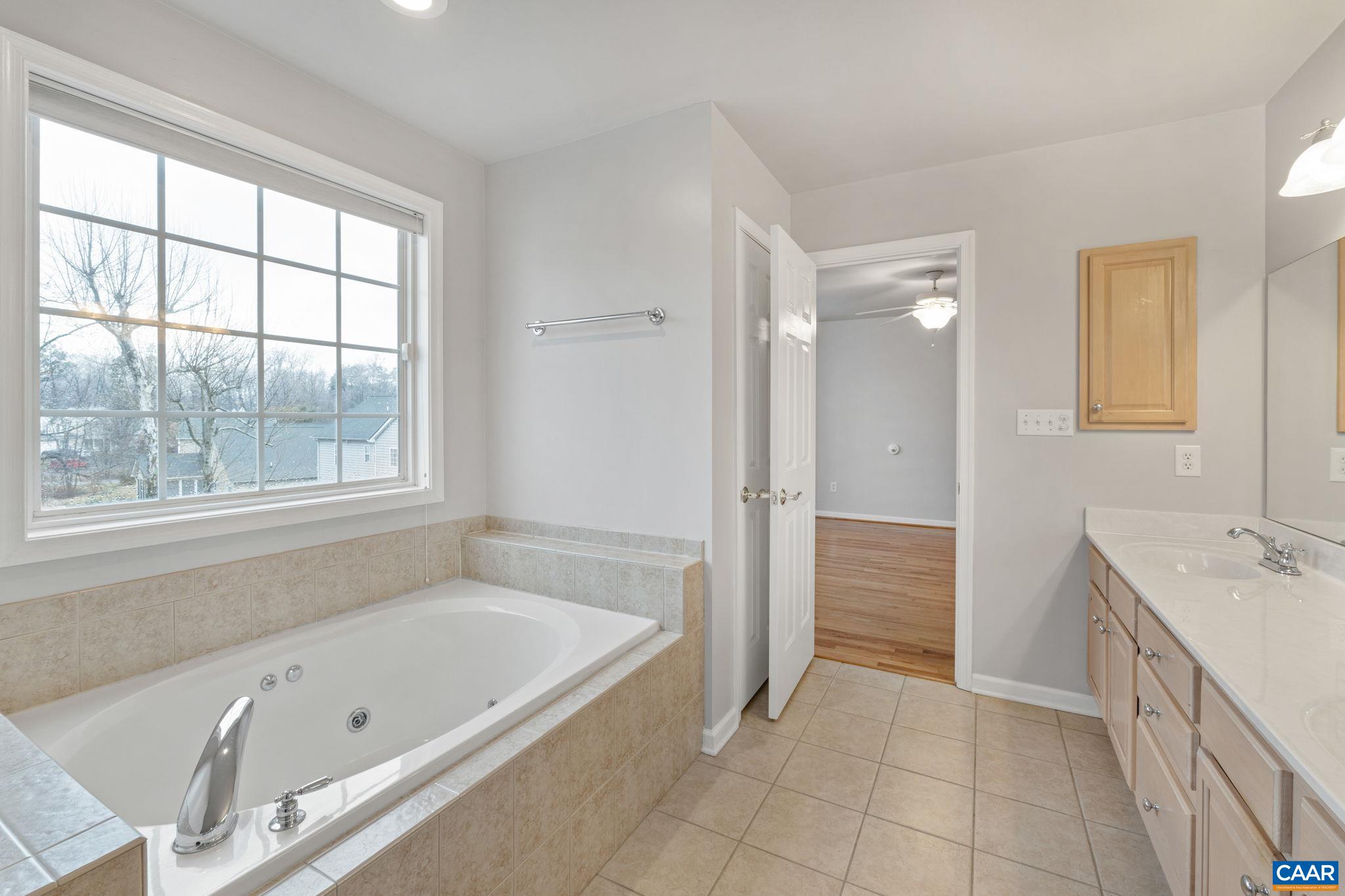 369 BAYBERRY WAY