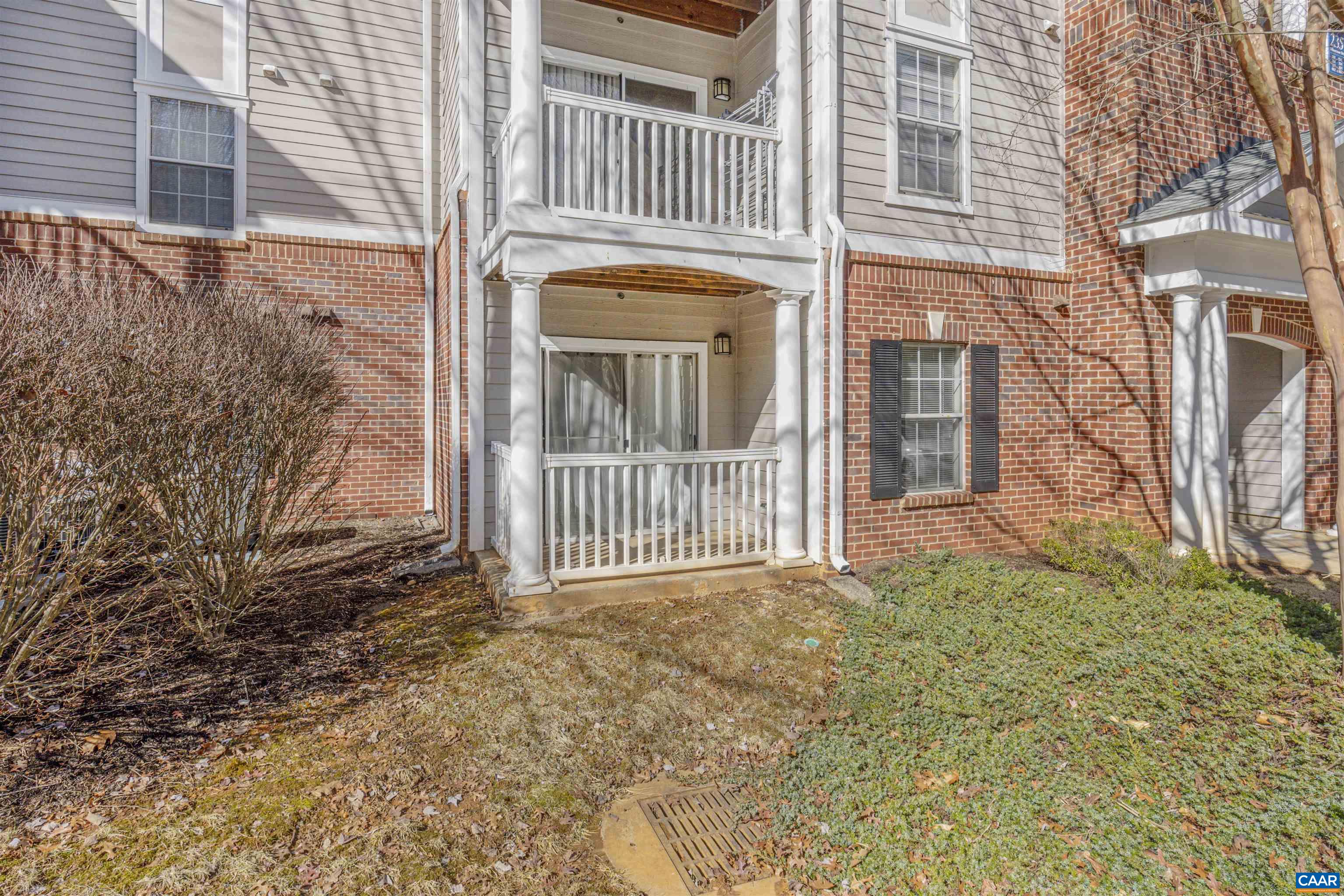 235 YELLOWSTONE DR Unit: 103