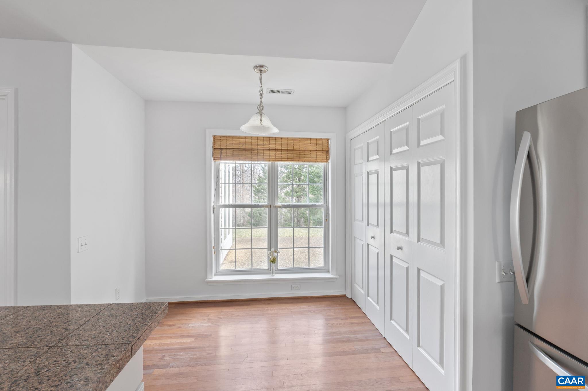 1168 COURTYARD DR