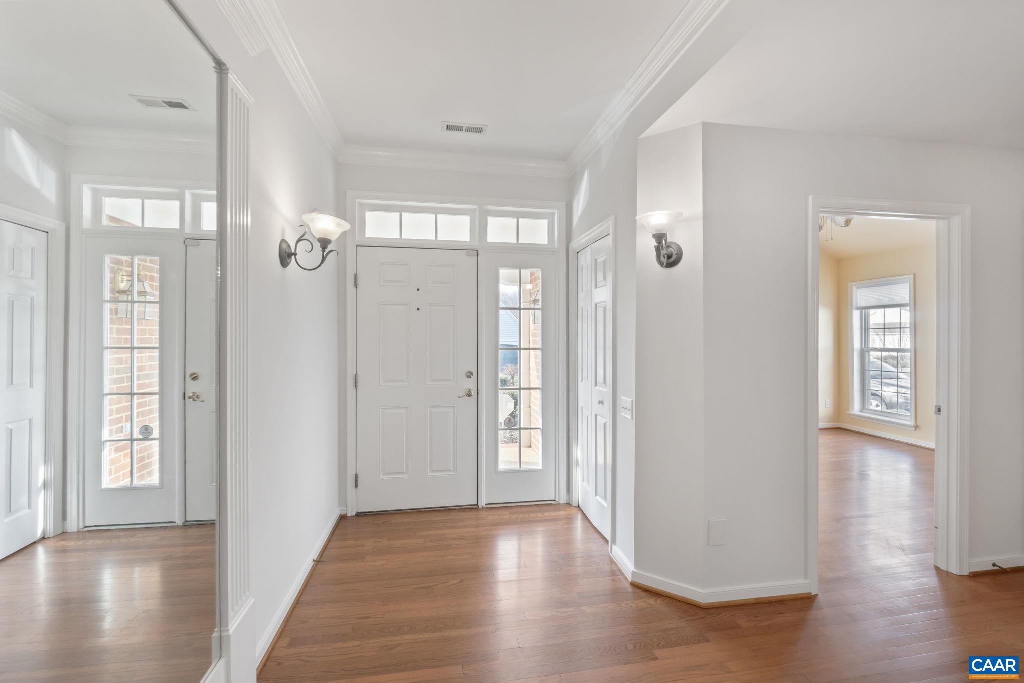 1168 COURTYARD DR