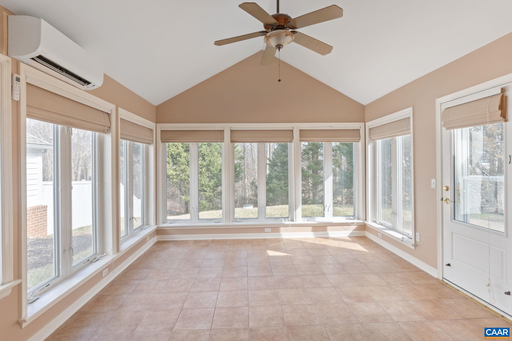 1168 COURTYARD DR