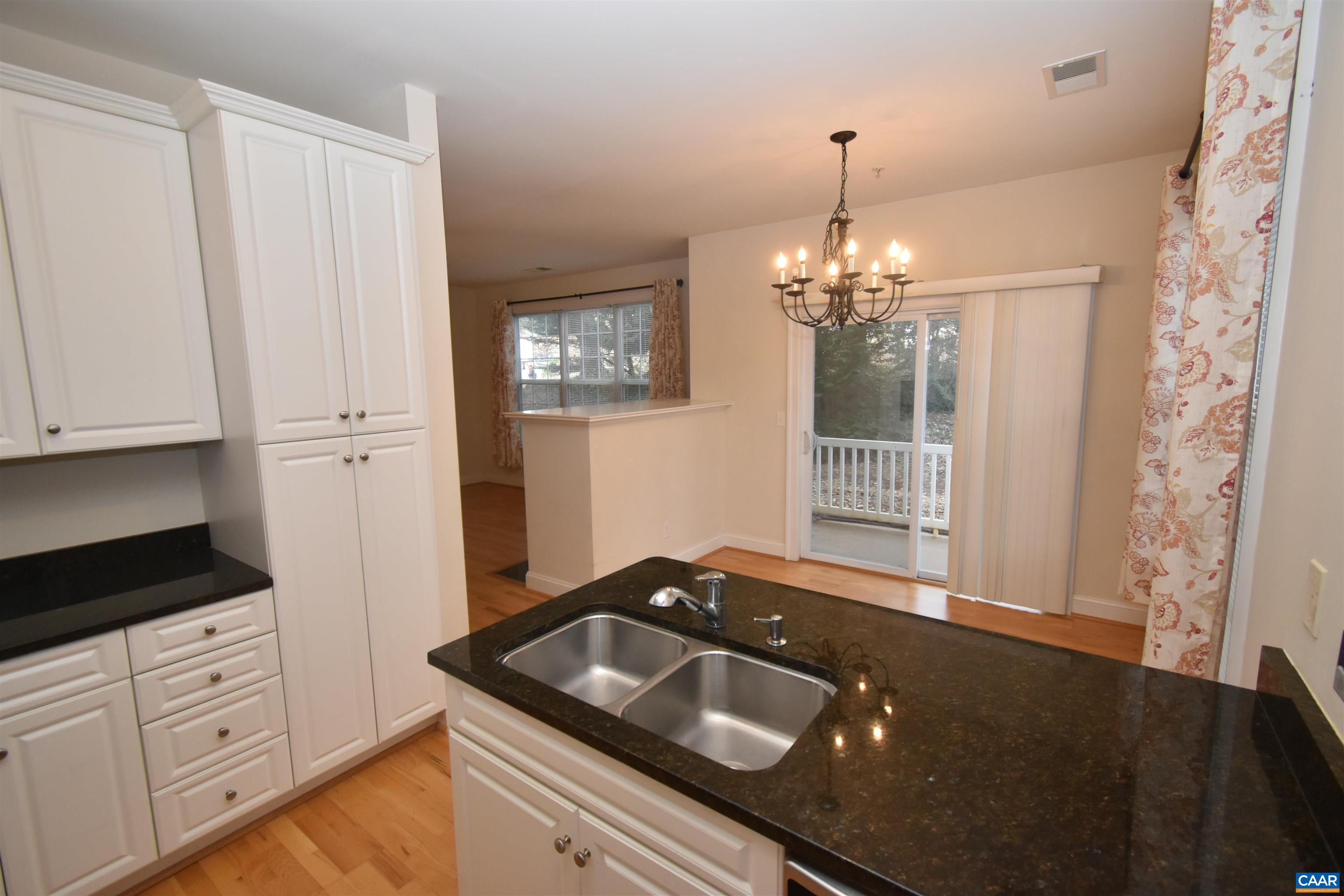 1052 GLENWOOD STATION LN Unit: 104