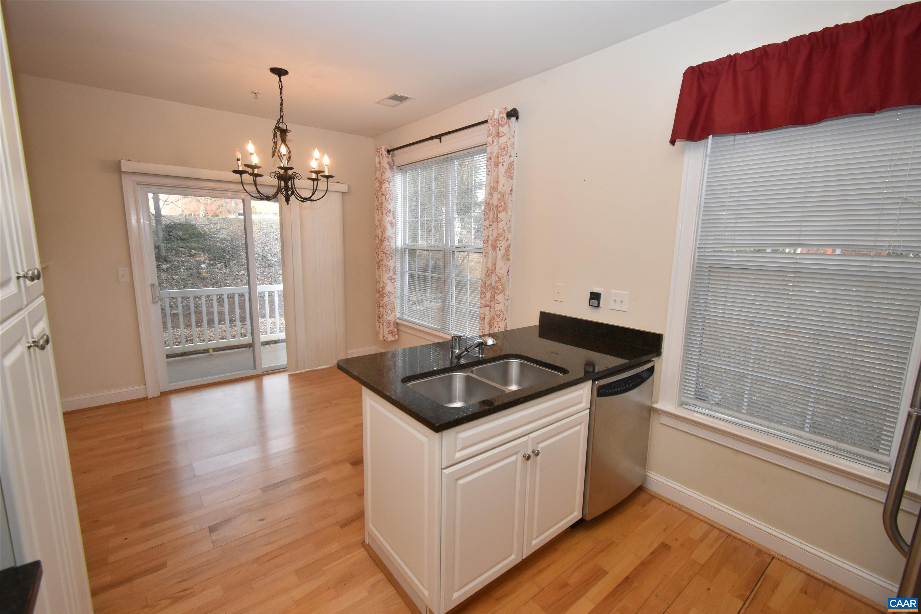 1052 GLENWOOD STATION LN Unit: 104