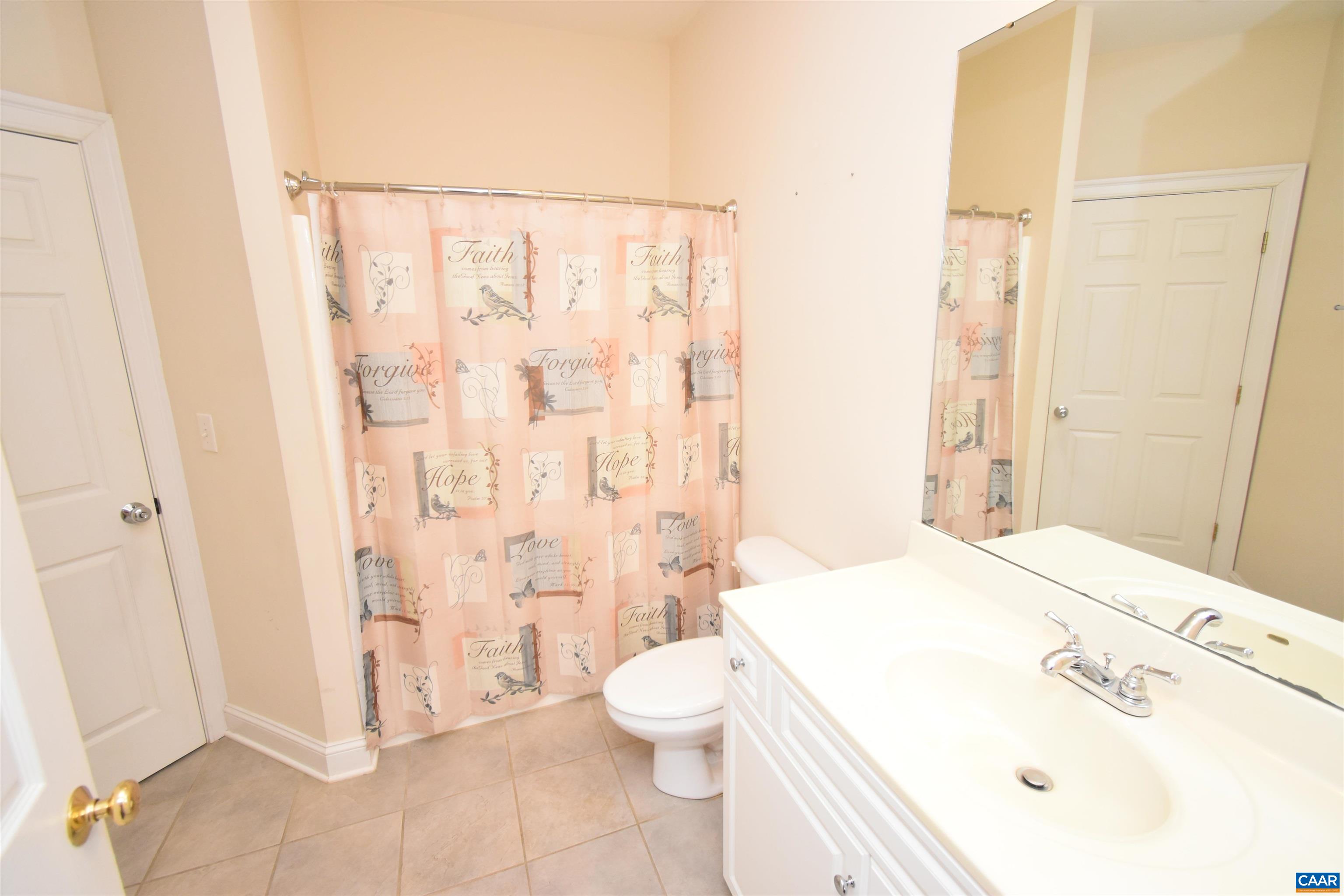 1052 GLENWOOD STATION LN Unit: 104