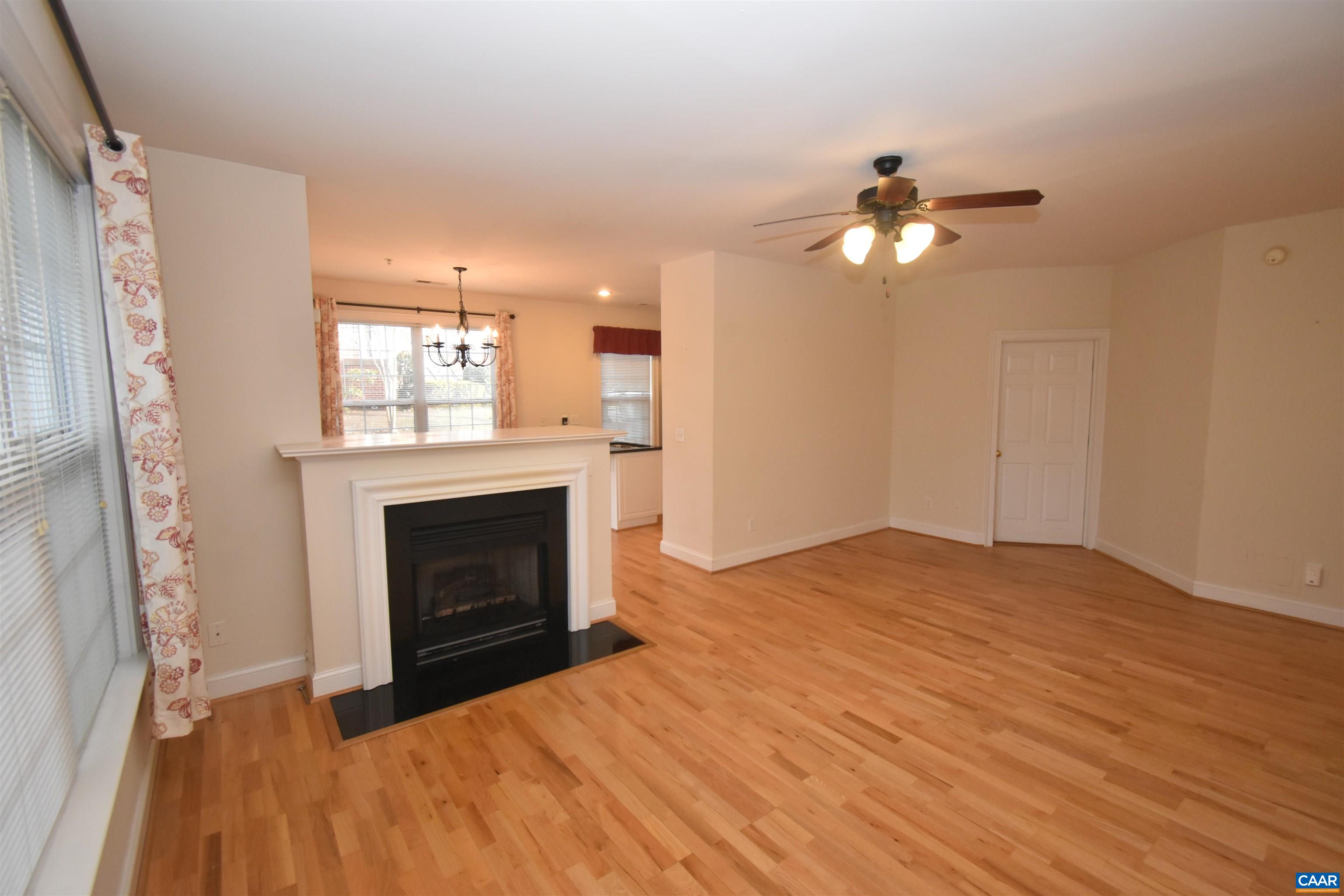 1052 GLENWOOD STATION LN Unit: 104