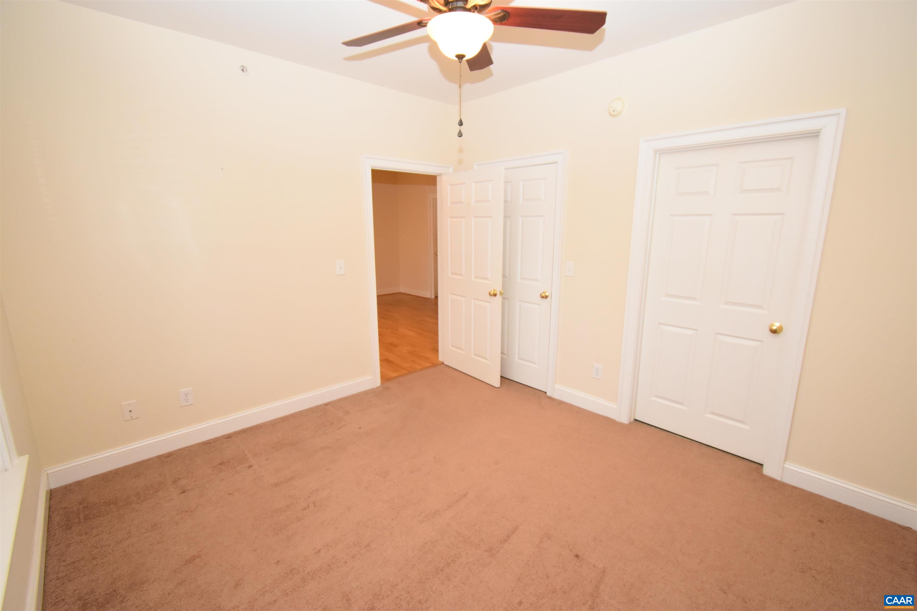 1052 GLENWOOD STATION LN Unit: 104
