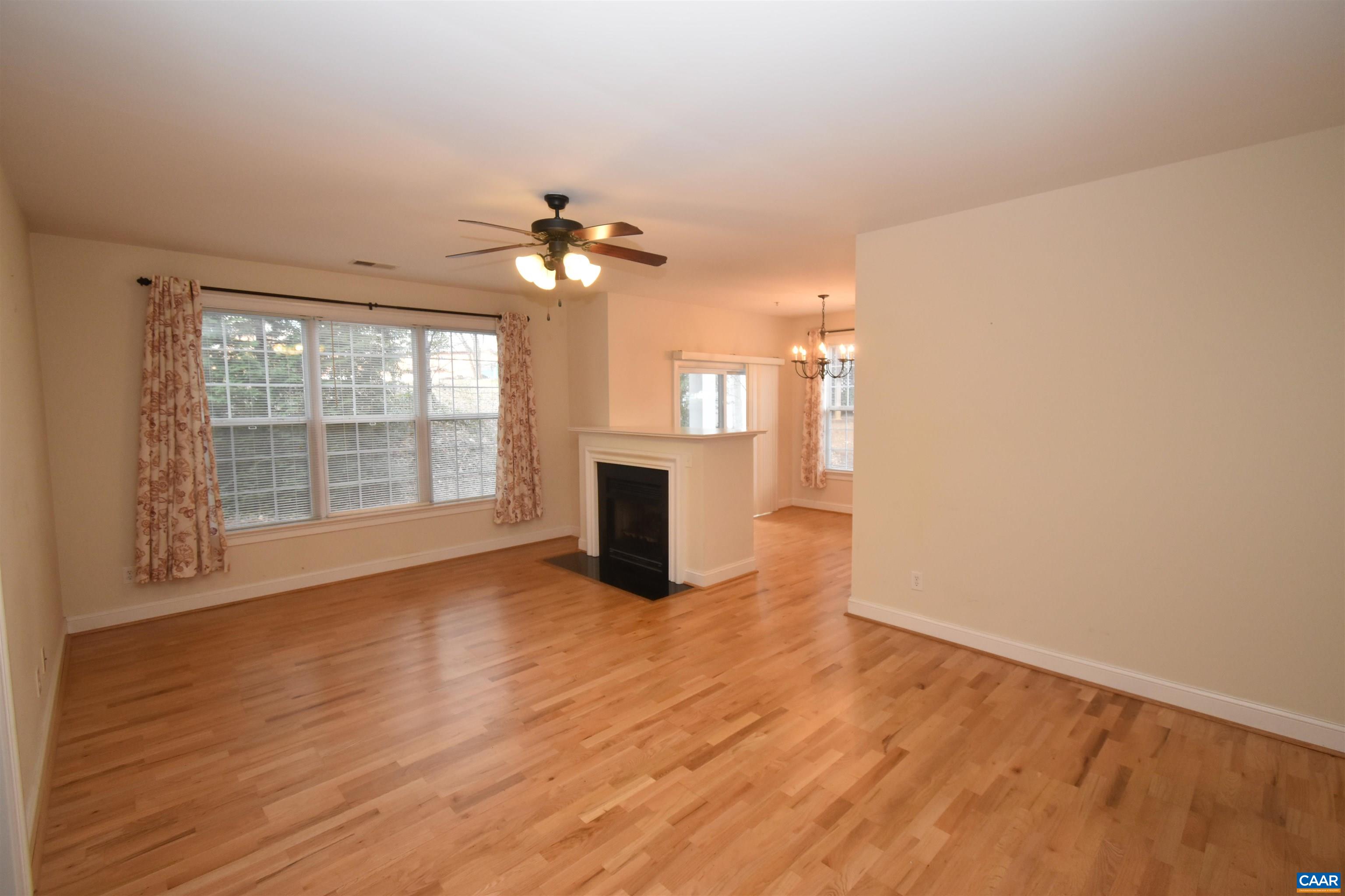 1052 GLENWOOD STATION LN Unit: 104
