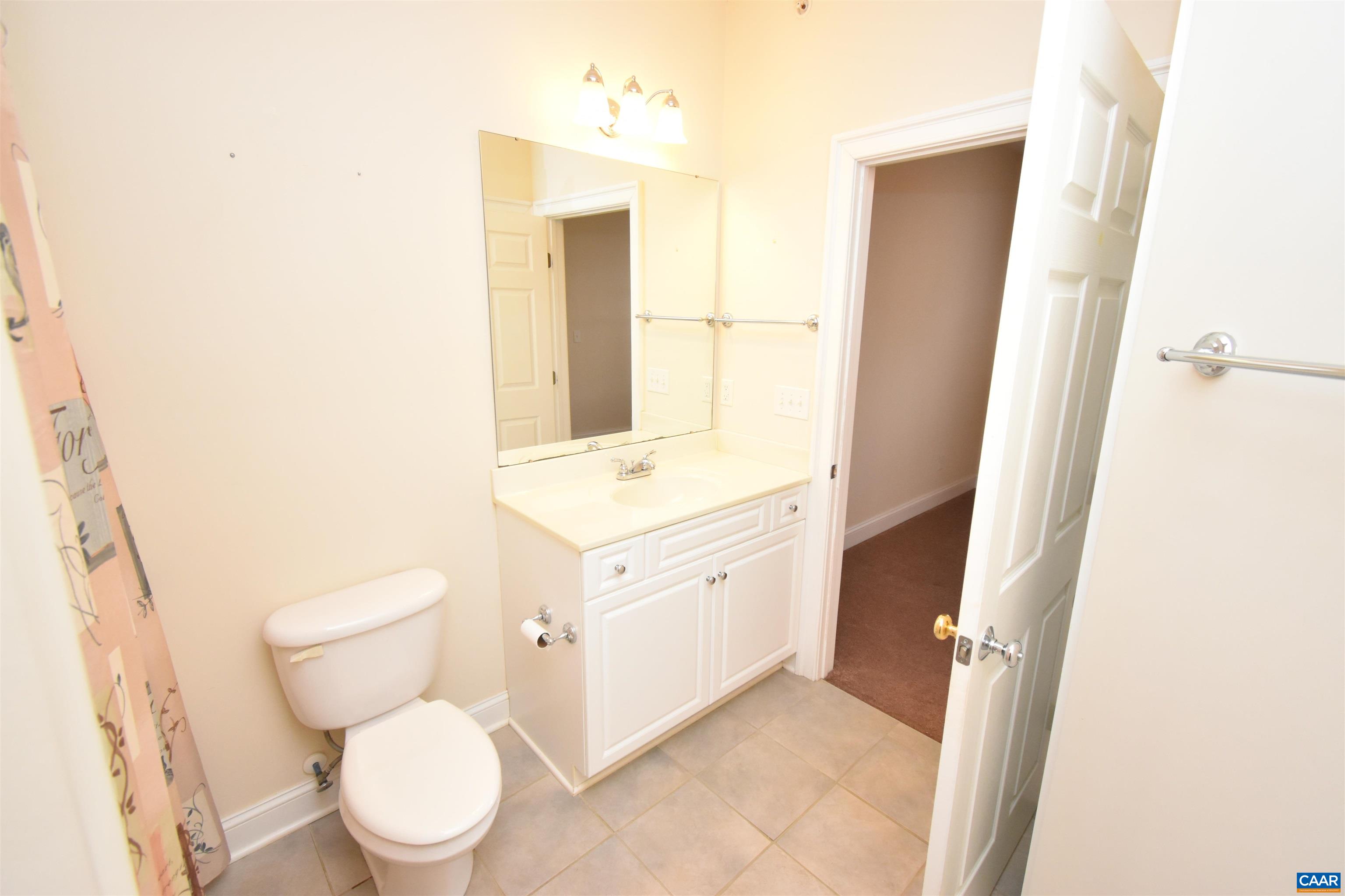 1052 GLENWOOD STATION LN Unit: 104