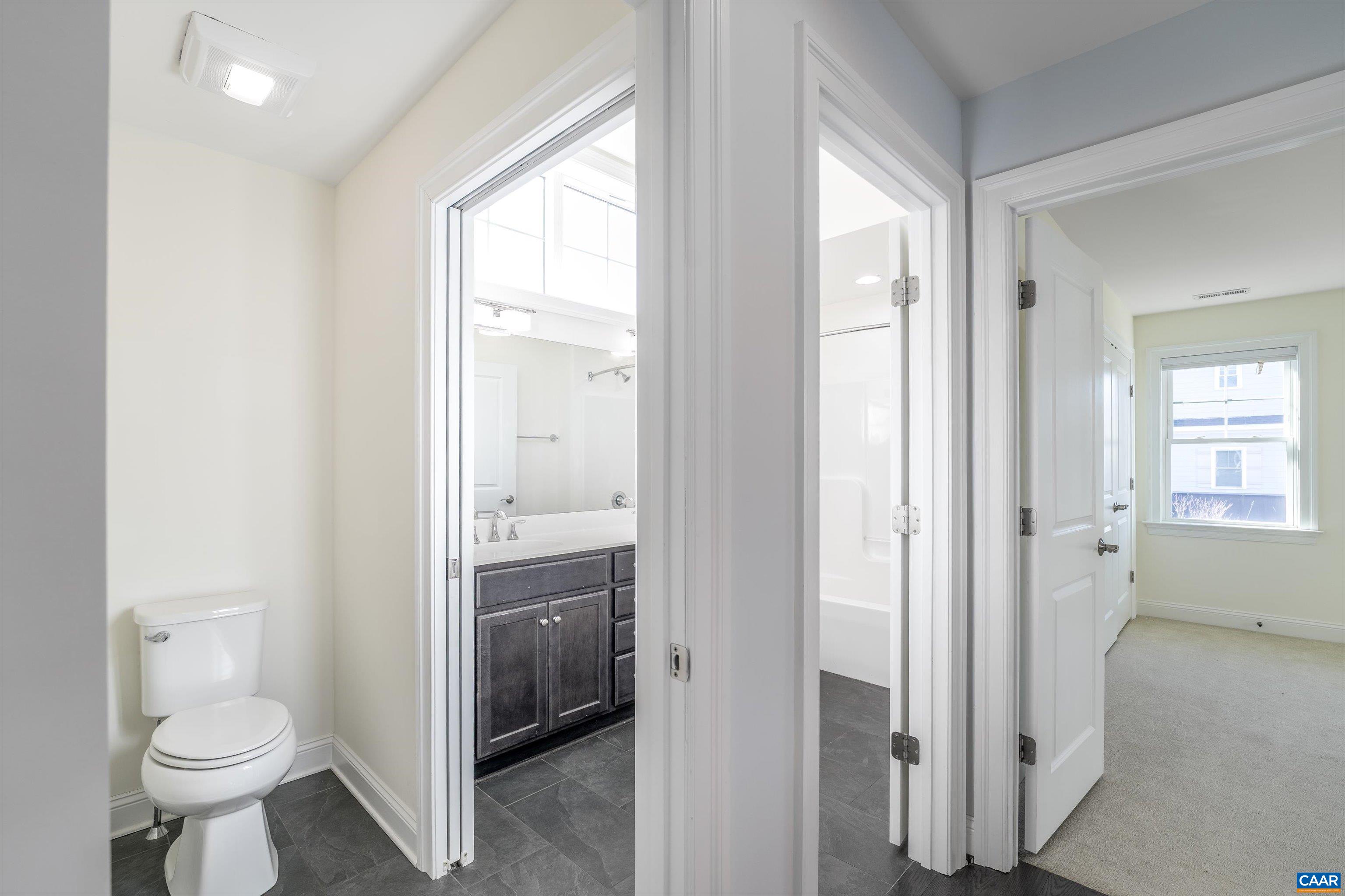 1617 RIVERWALK CROSSING