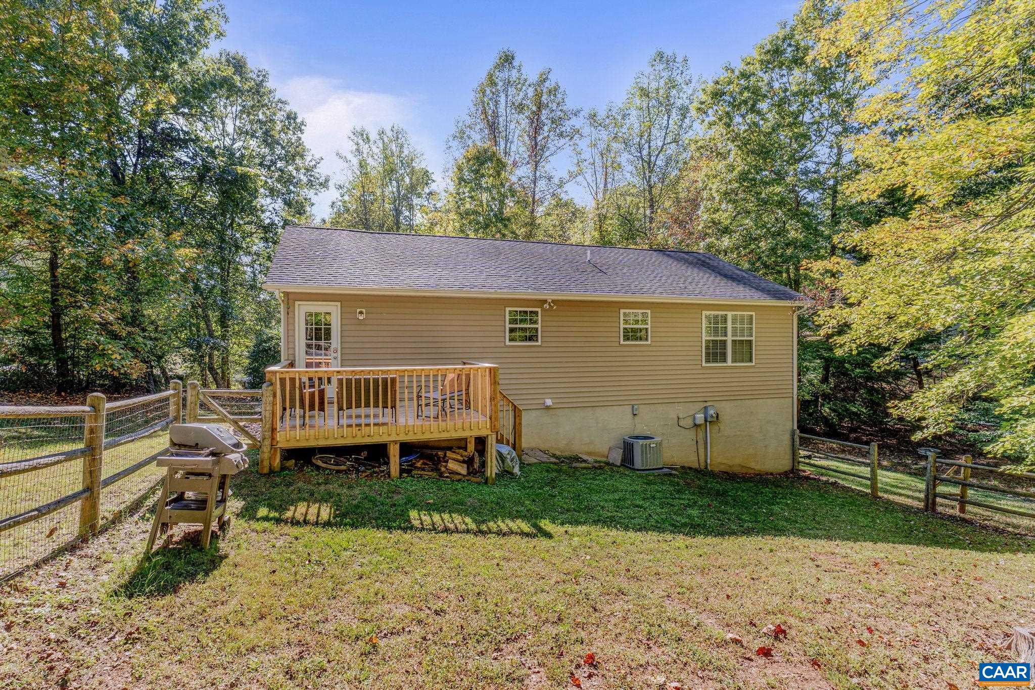 695 JEFFERSON DR