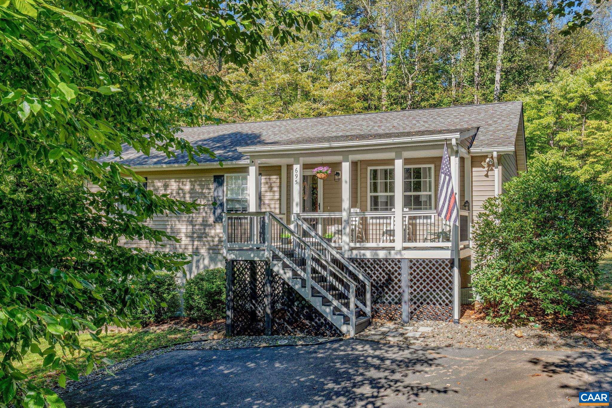 695 JEFFERSON DR