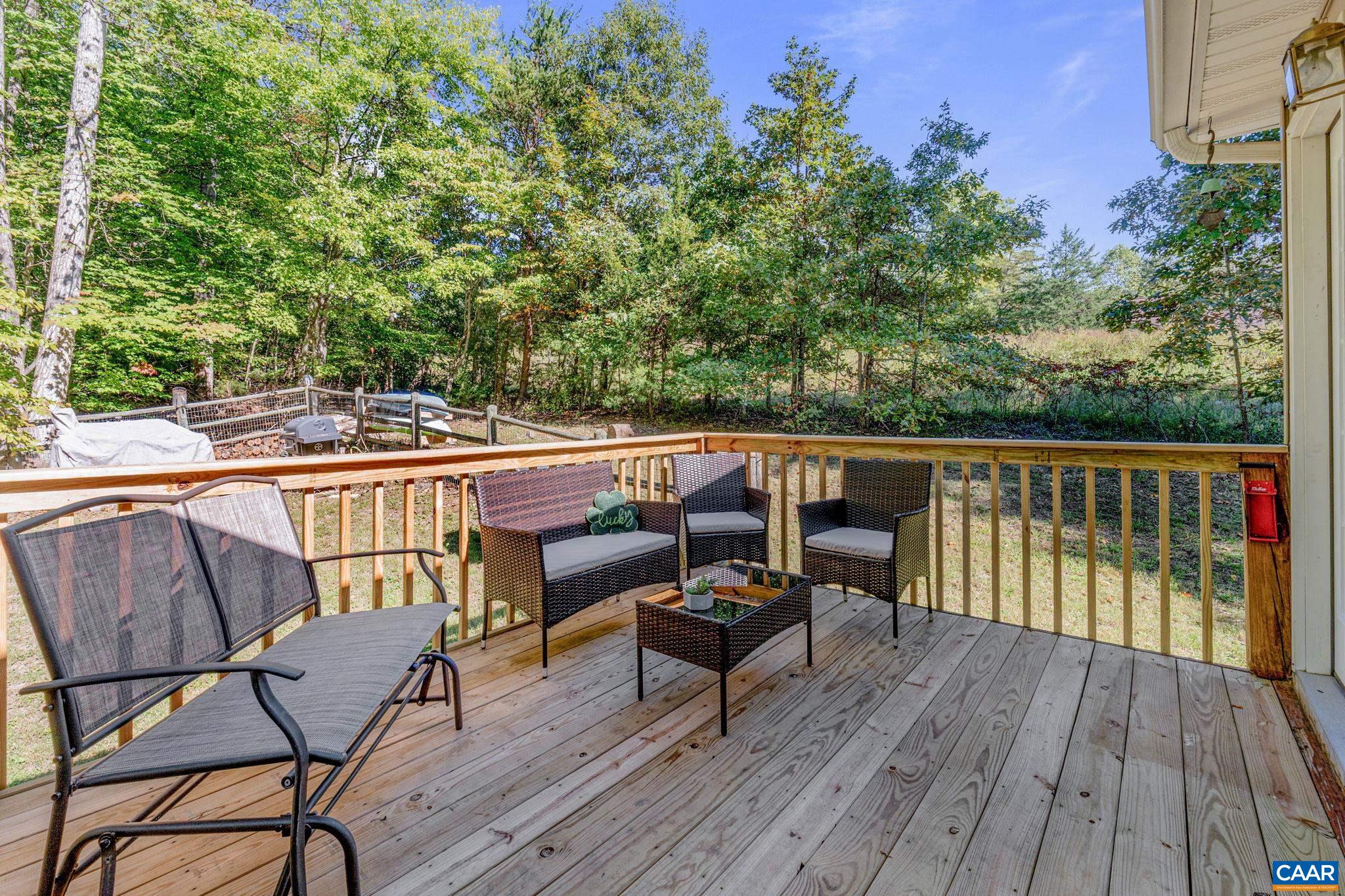 695 JEFFERSON DR