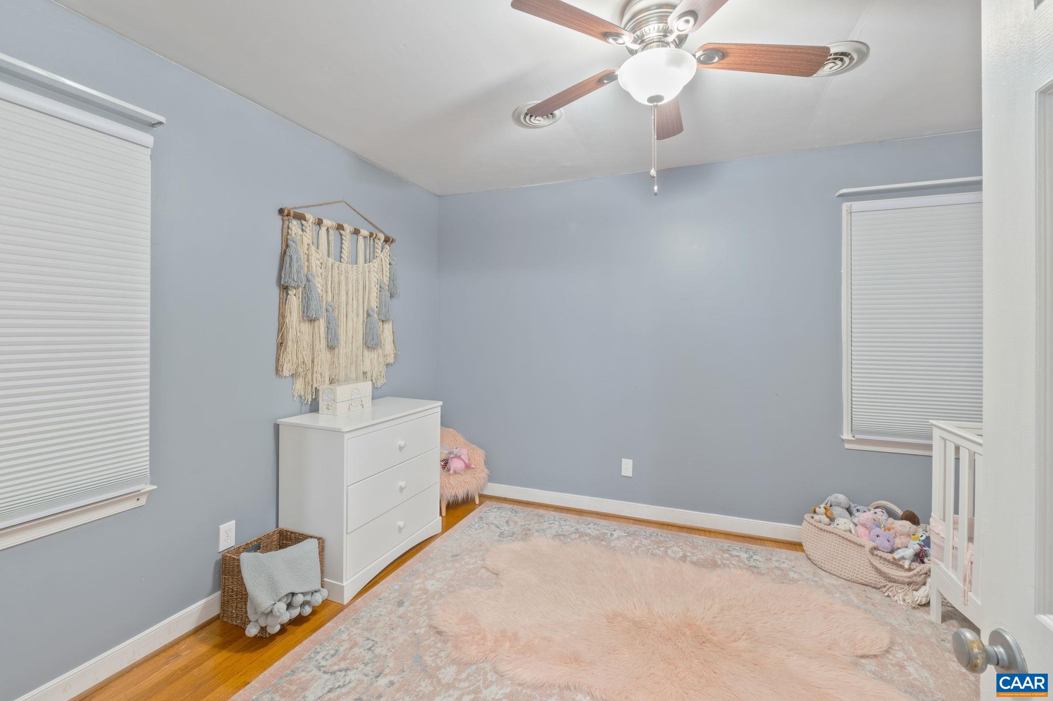 1087 TOWNE LN