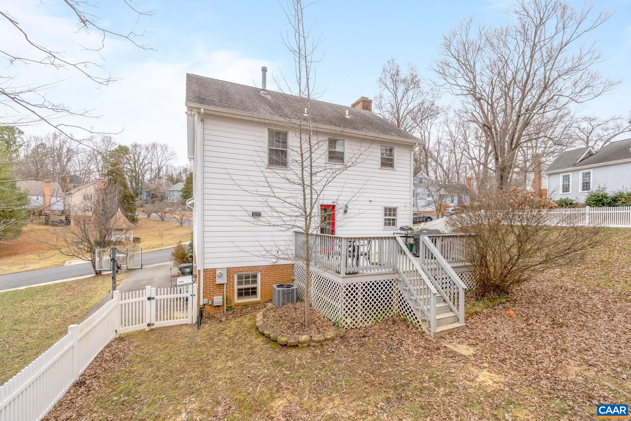 1087 TOWNE LN