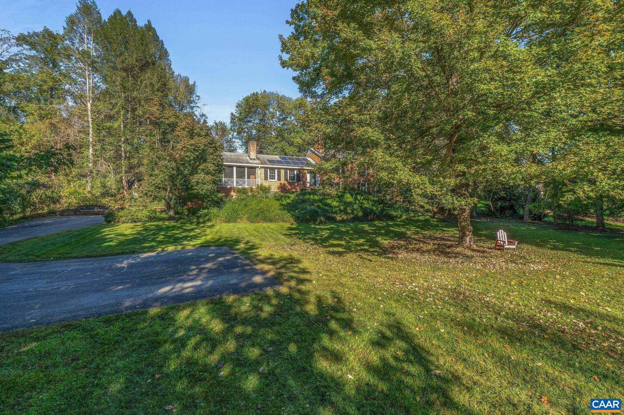42 CANTERBURY RD