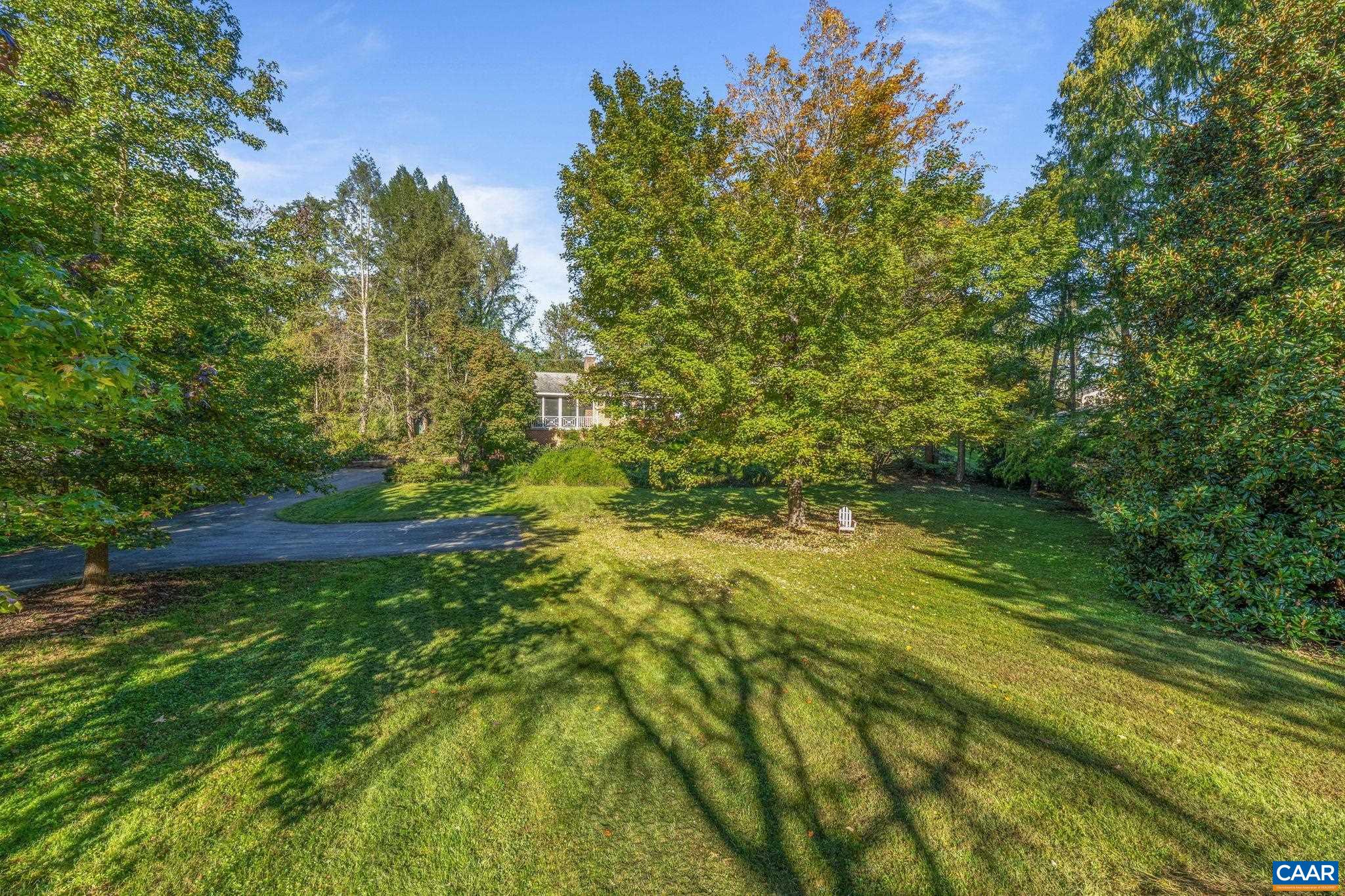 42 CANTERBURY RD