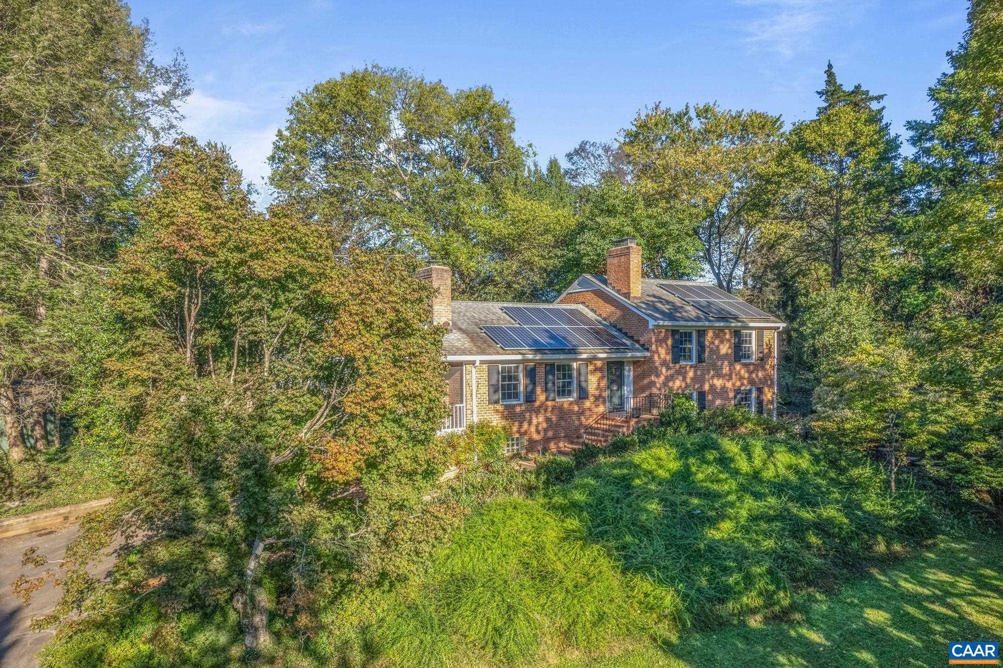 42 CANTERBURY RD