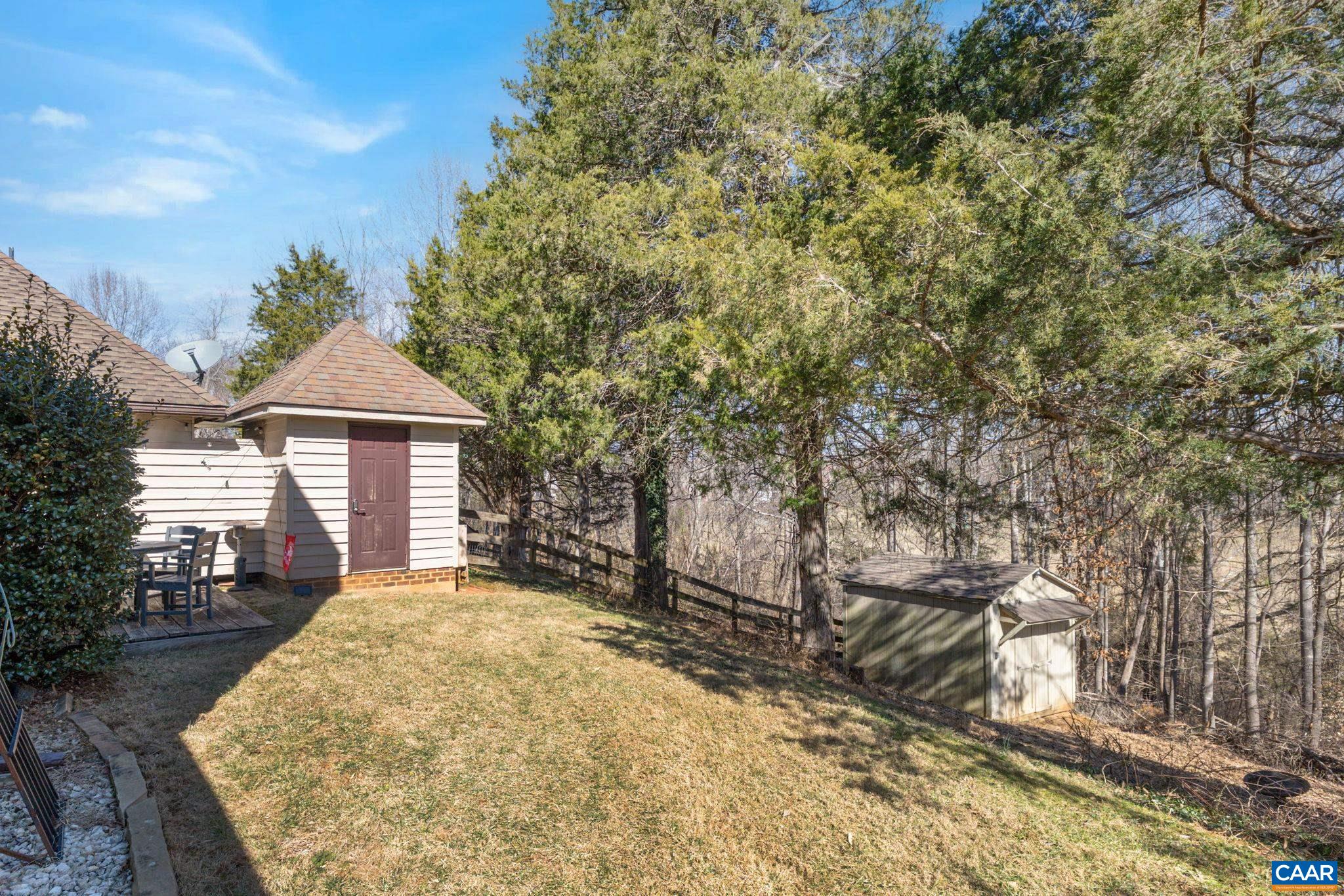 1025 HIGHLANDS DR
