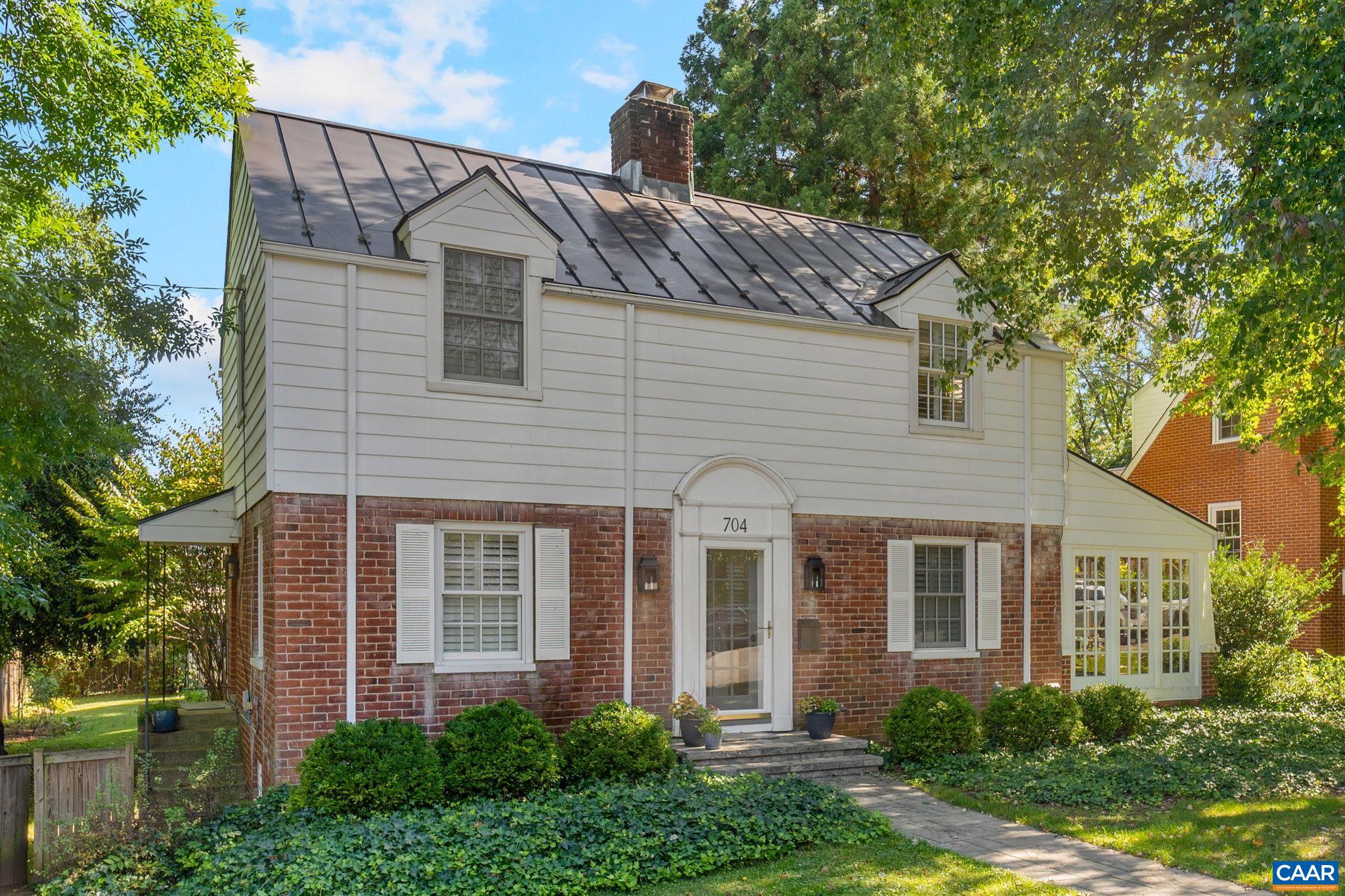 704 EVERGREEN AVE