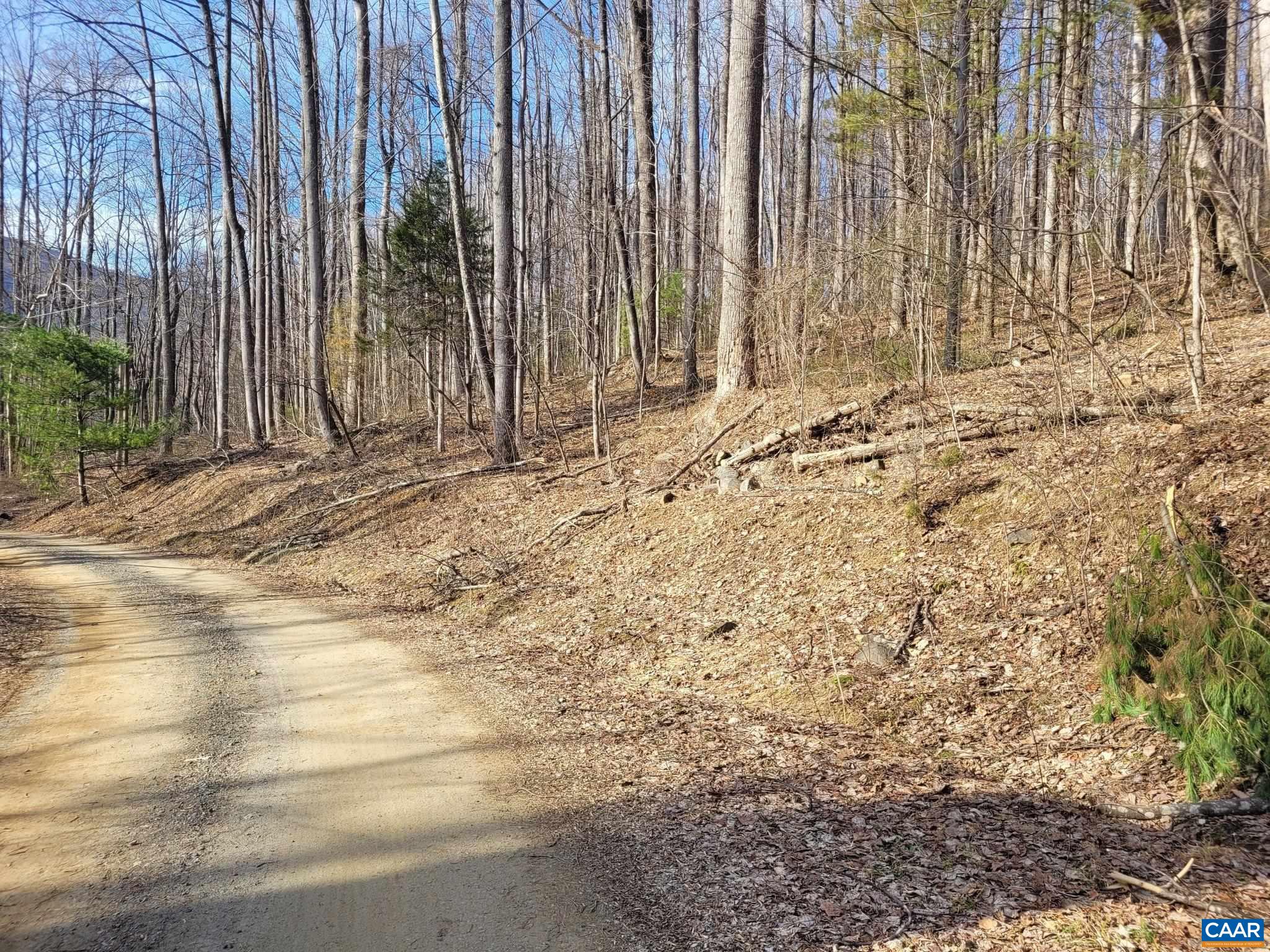 lot 15 WINDY KNOLL LN