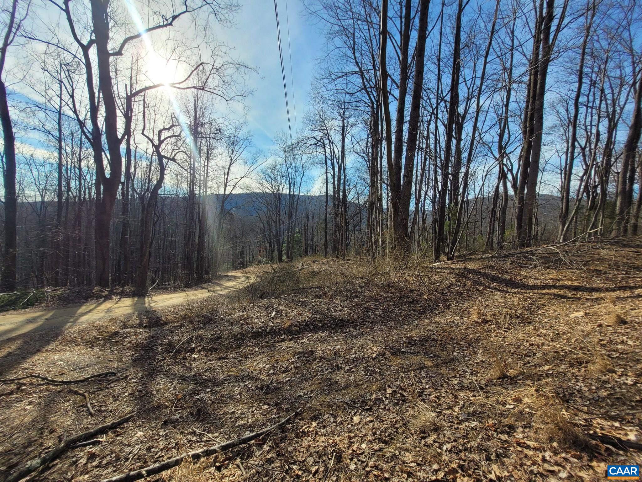 lot 15 WINDY KNOLL LN